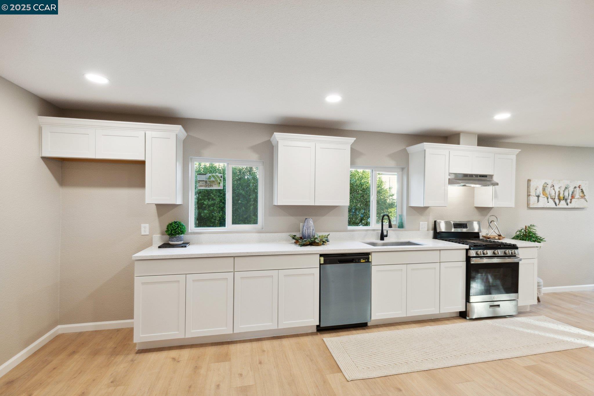 Detail Gallery Image 15 of 41 For 325 N 3rd Ave, Oakdale,  CA 95361 - 3 Beds | 2 Baths