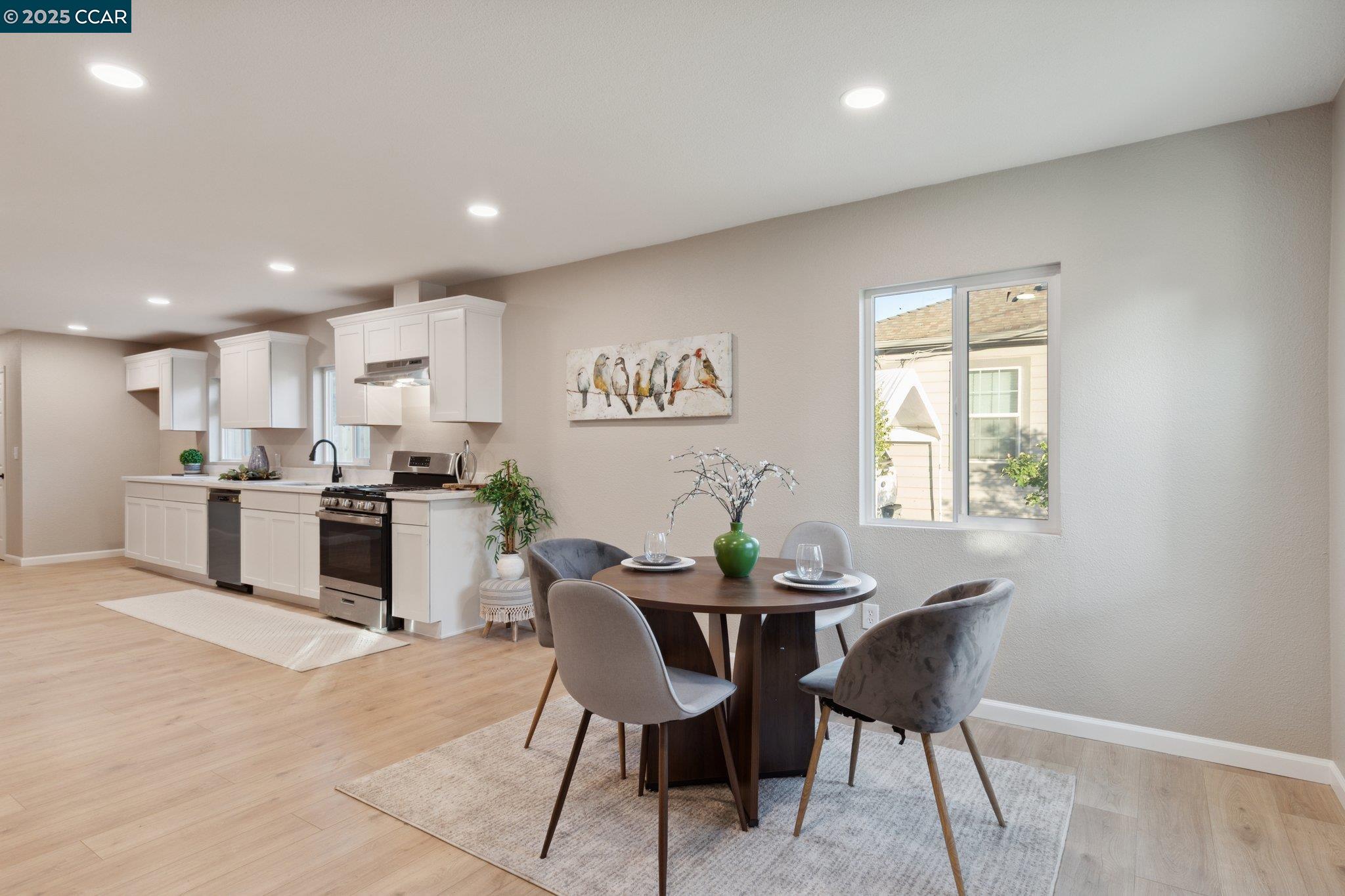 Detail Gallery Image 21 of 41 For 325 N 3rd Ave, Oakdale,  CA 95361 - 3 Beds | 2 Baths
