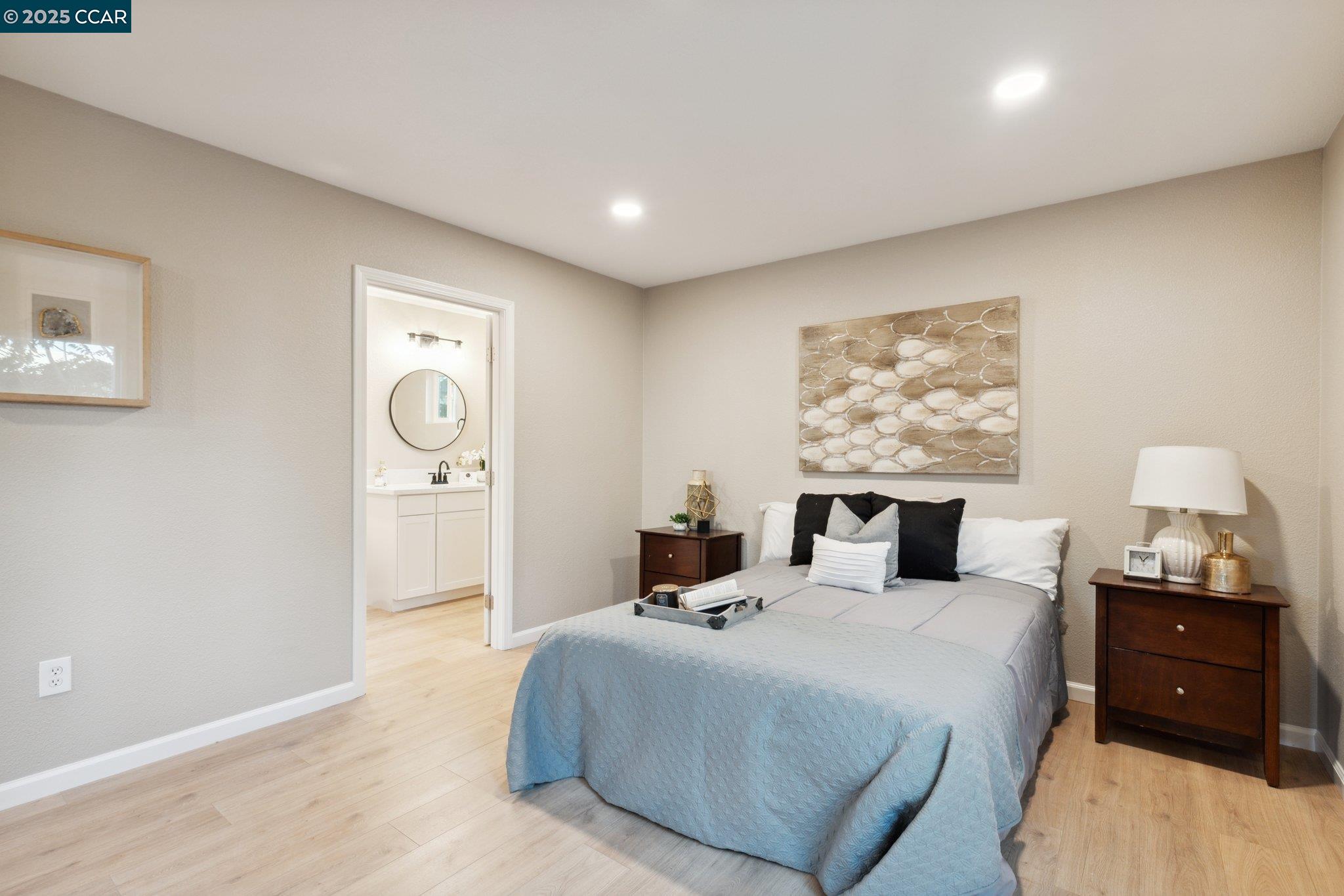 Detail Gallery Image 5 of 38 For 325 N 3rd Ave, Oakdale,  CA 95361 - 3 Beds | 2 Baths