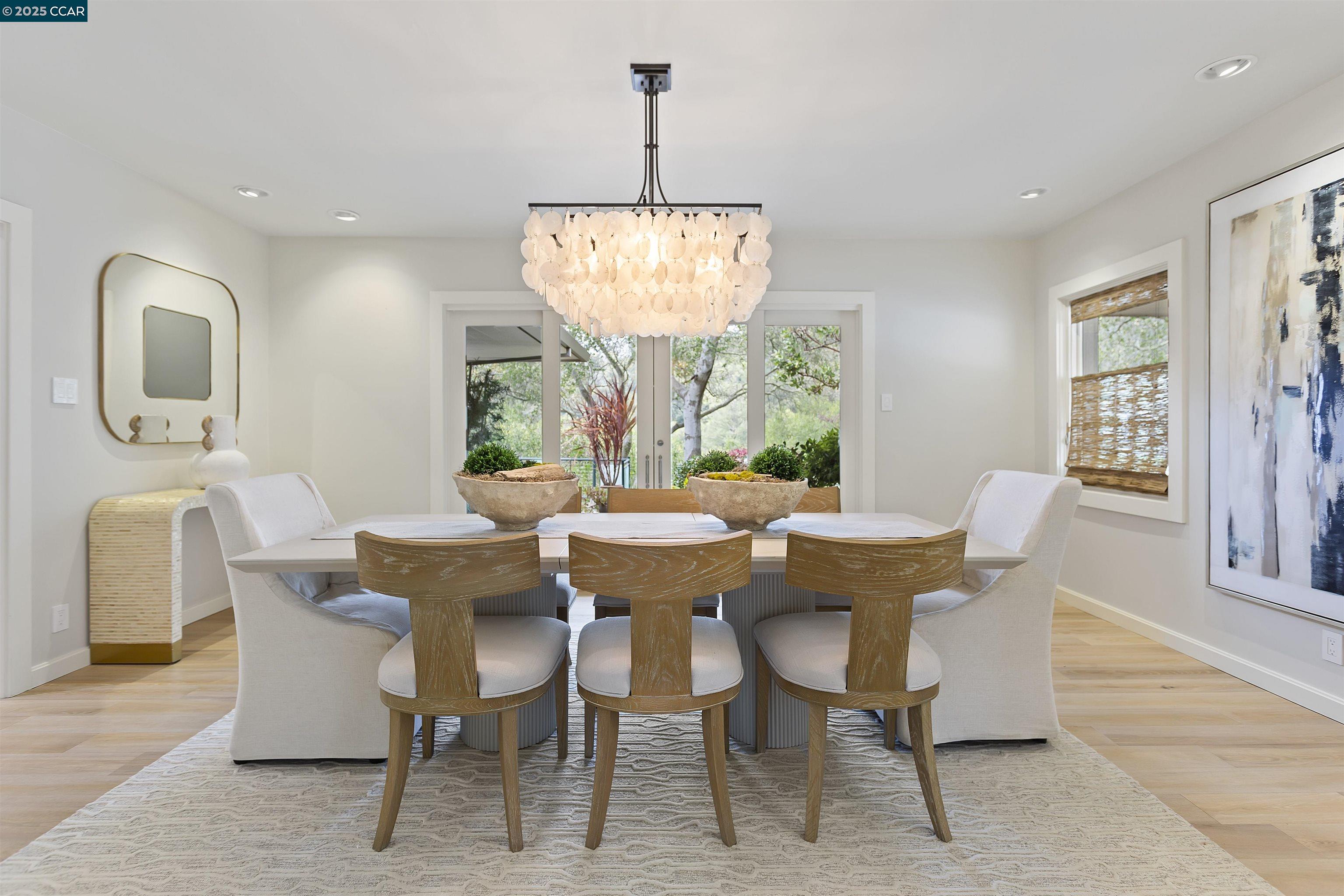 Detail Gallery Image 19 of 60 For 1121 Estates Dr, Lafayette,  CA 94549 - 4 Beds | 4/1 Baths
