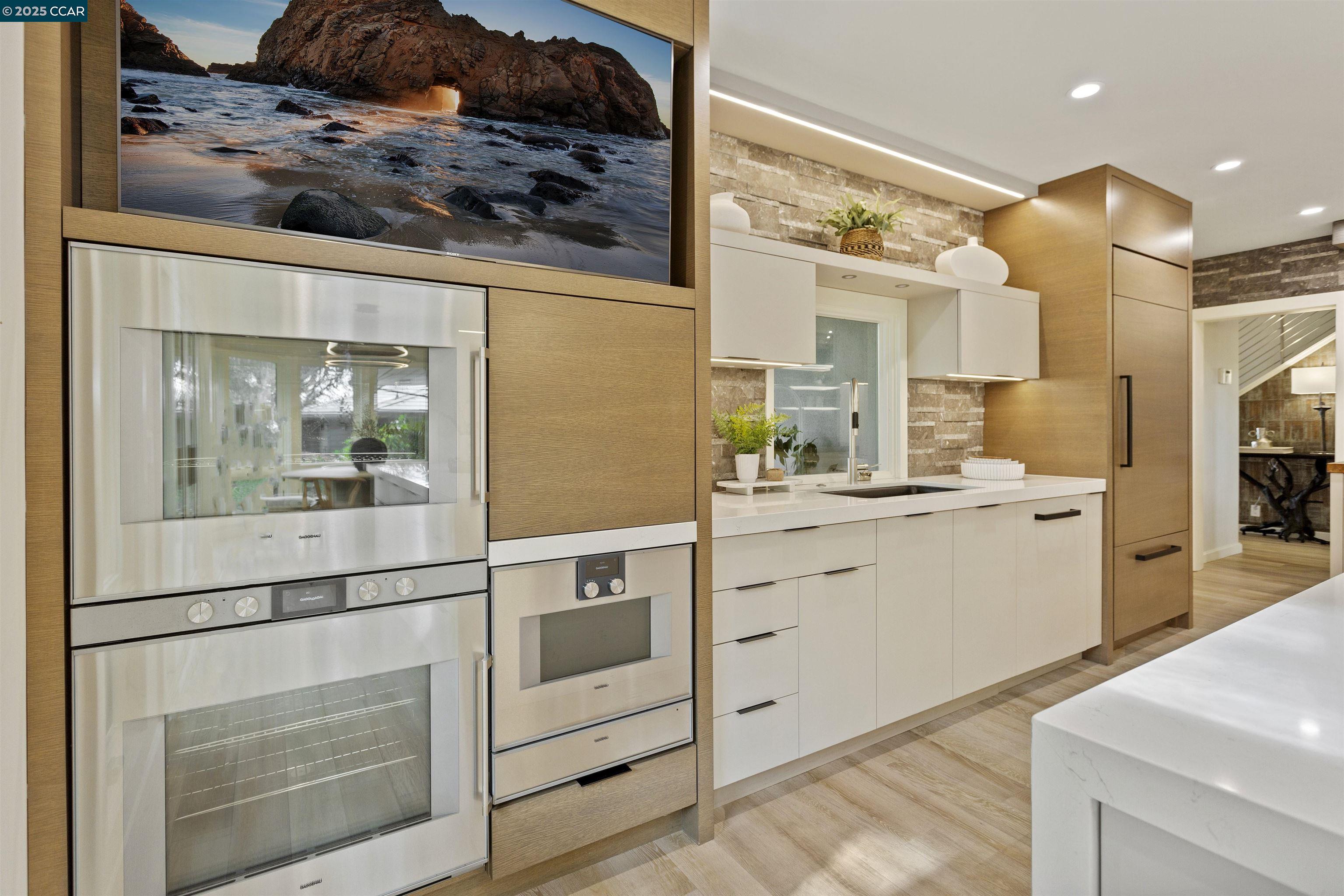 Detail Gallery Image 29 of 60 For 1121 Estates Dr, Lafayette,  CA 94549 - 4 Beds | 4/1 Baths