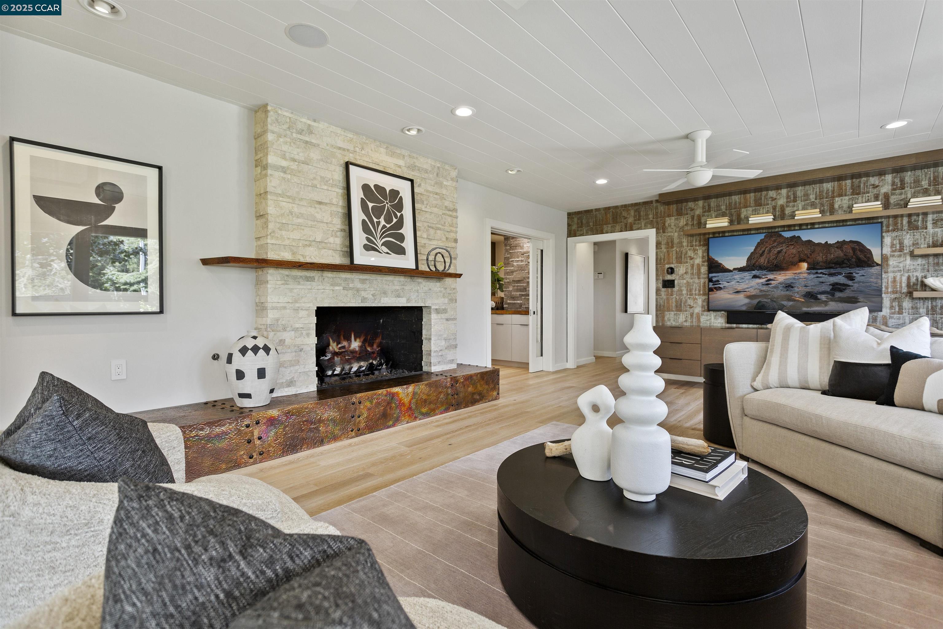 Detail Gallery Image 37 of 60 For 1121 Estates Dr, Lafayette,  CA 94549 - 4 Beds | 4/1 Baths