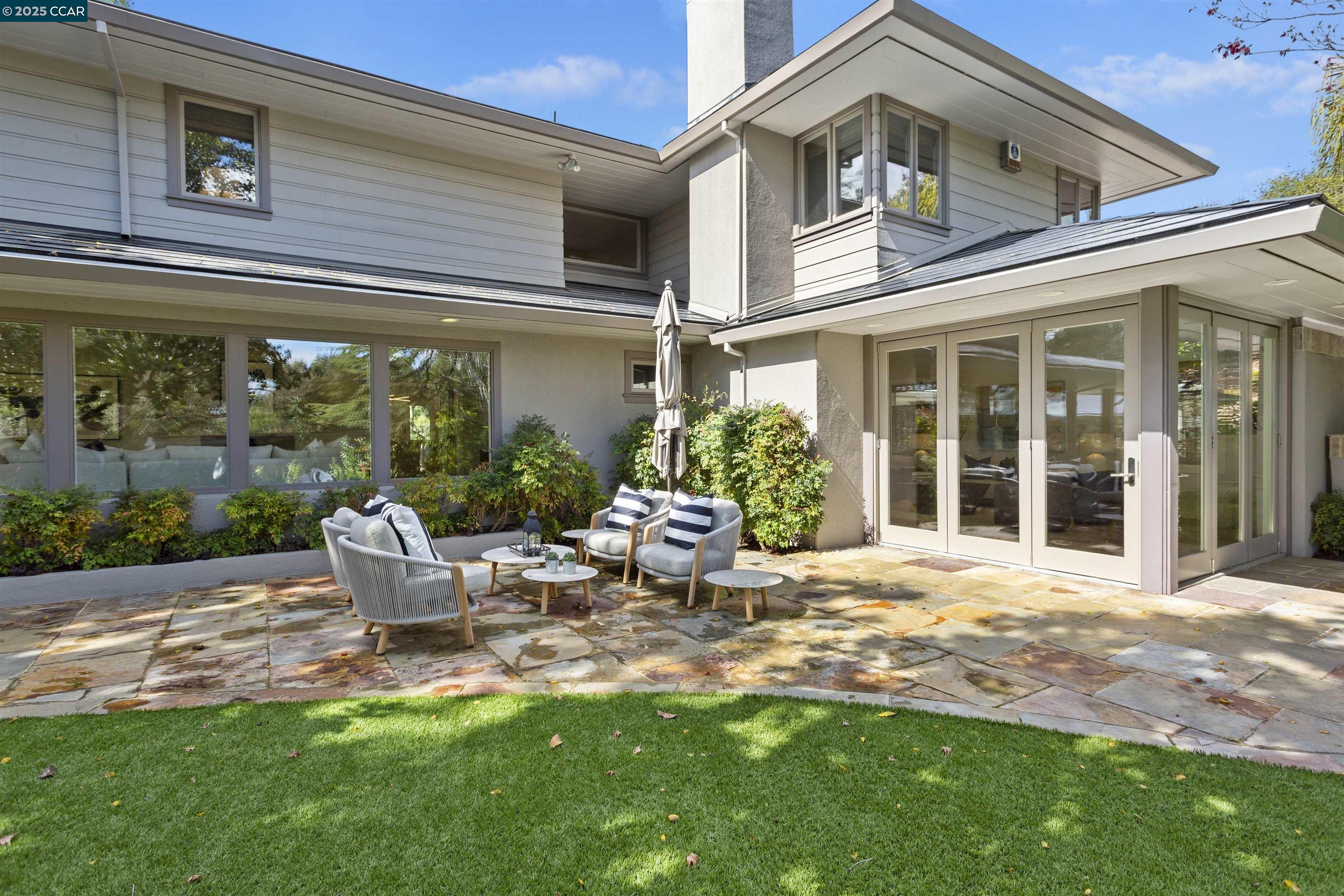 Detail Gallery Image 47 of 60 For 1121 Estates Dr, Lafayette,  CA 94549 - 4 Beds | 4/1 Baths