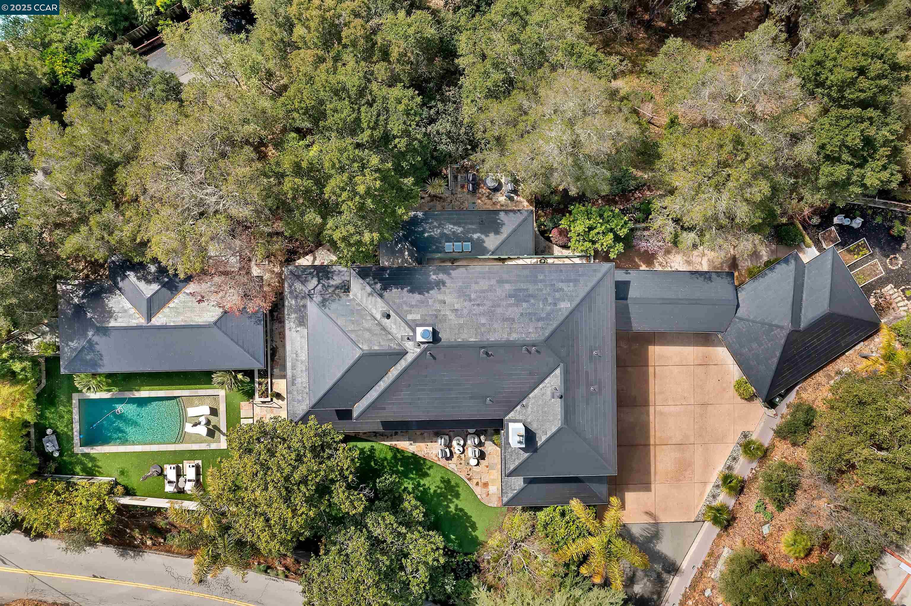 Detail Gallery Image 57 of 60 For 1121 Estates Dr, Lafayette,  CA 94549 - 4 Beds | 4/1 Baths