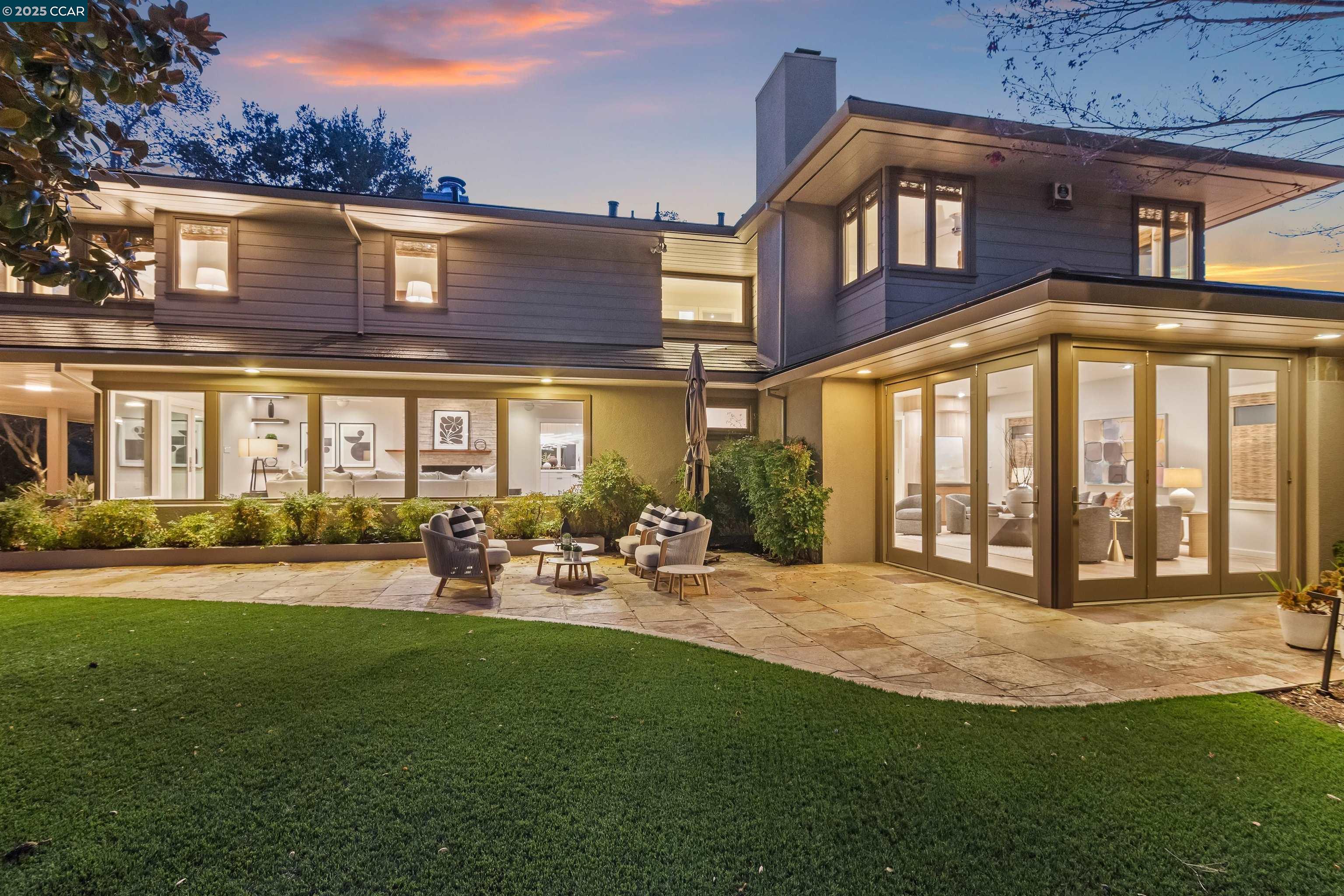 Detail Gallery Image 7 of 60 For 1121 Estates Dr, Lafayette,  CA 94549 - 4 Beds | 4/1 Baths