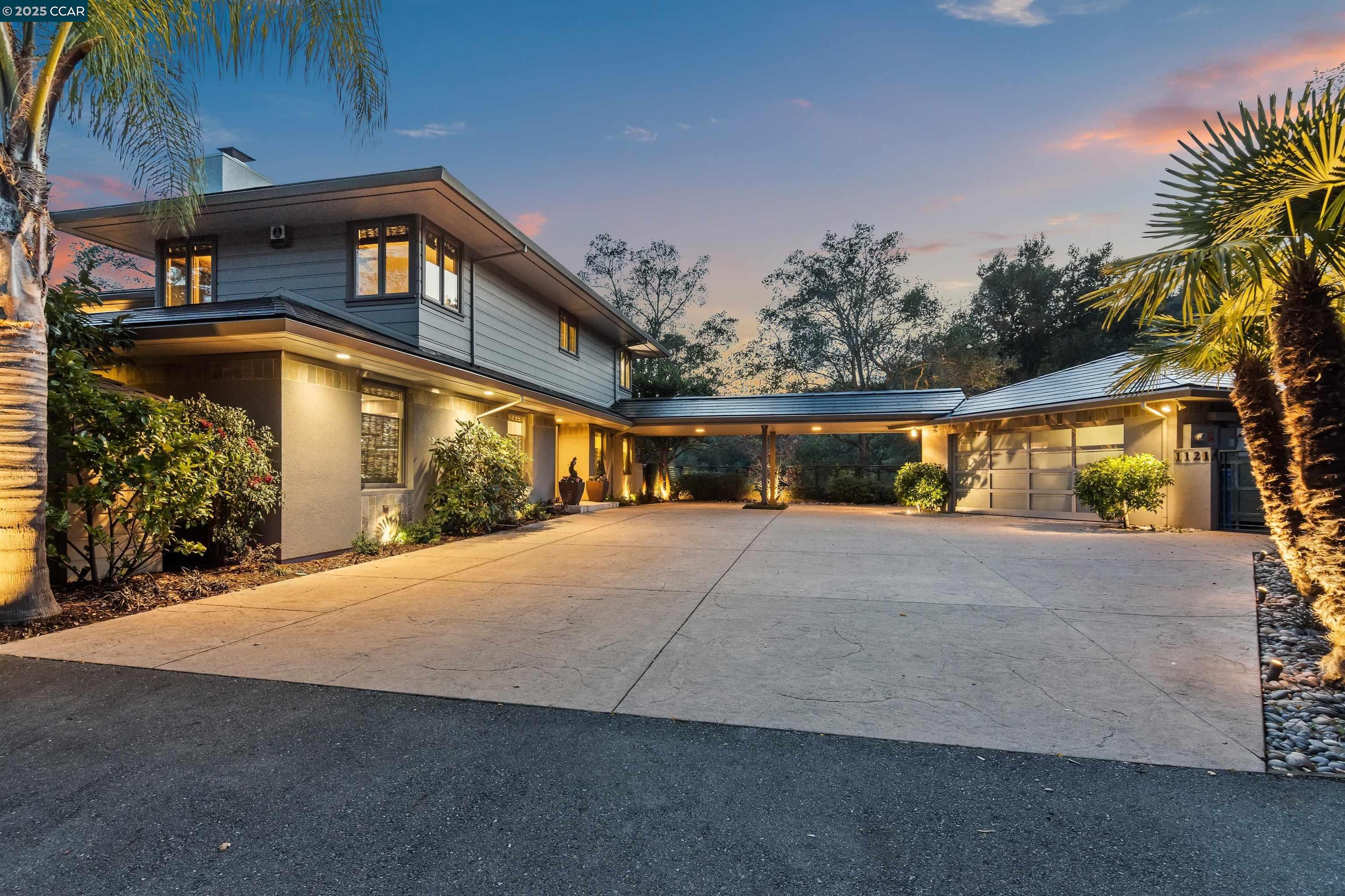 Detail Gallery Image 8 of 60 For 1121 Estates Dr, Lafayette,  CA 94549 - 4 Beds | 4/1 Baths