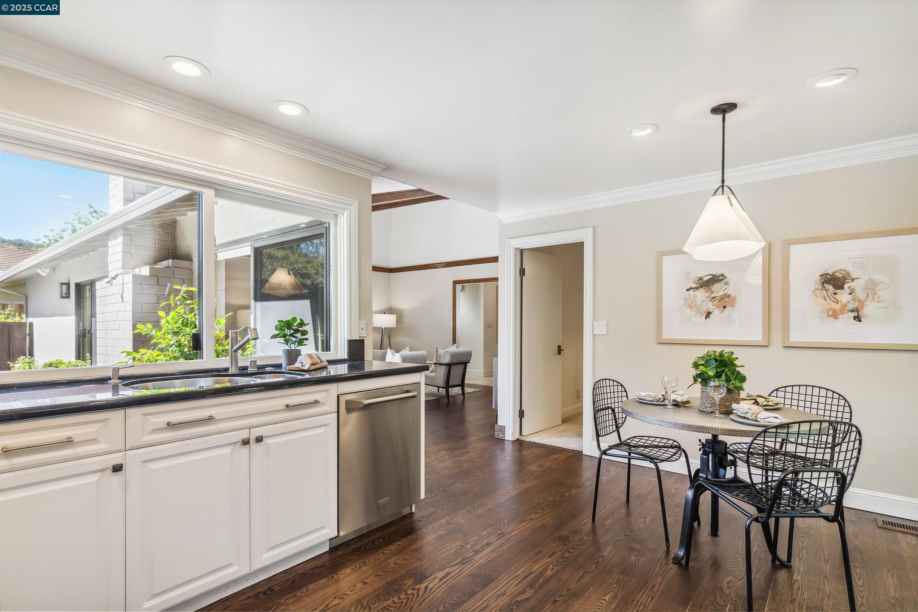 Detail Gallery Image 19 of 40 For 924 Cheyenne Dr, Walnut Creek,  CA 94598 - 4 Beds | 2 Baths