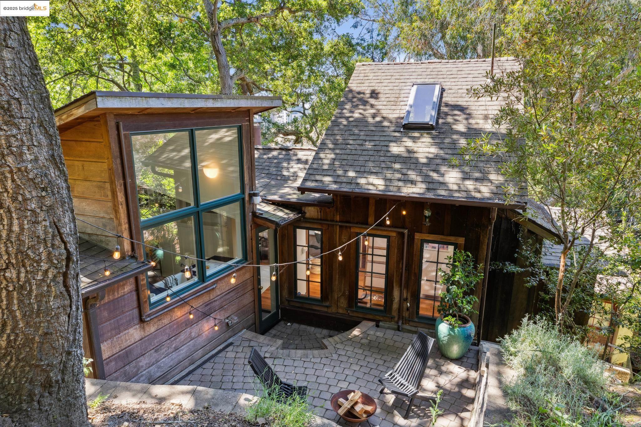 Photo #2: 41098789 Listing 