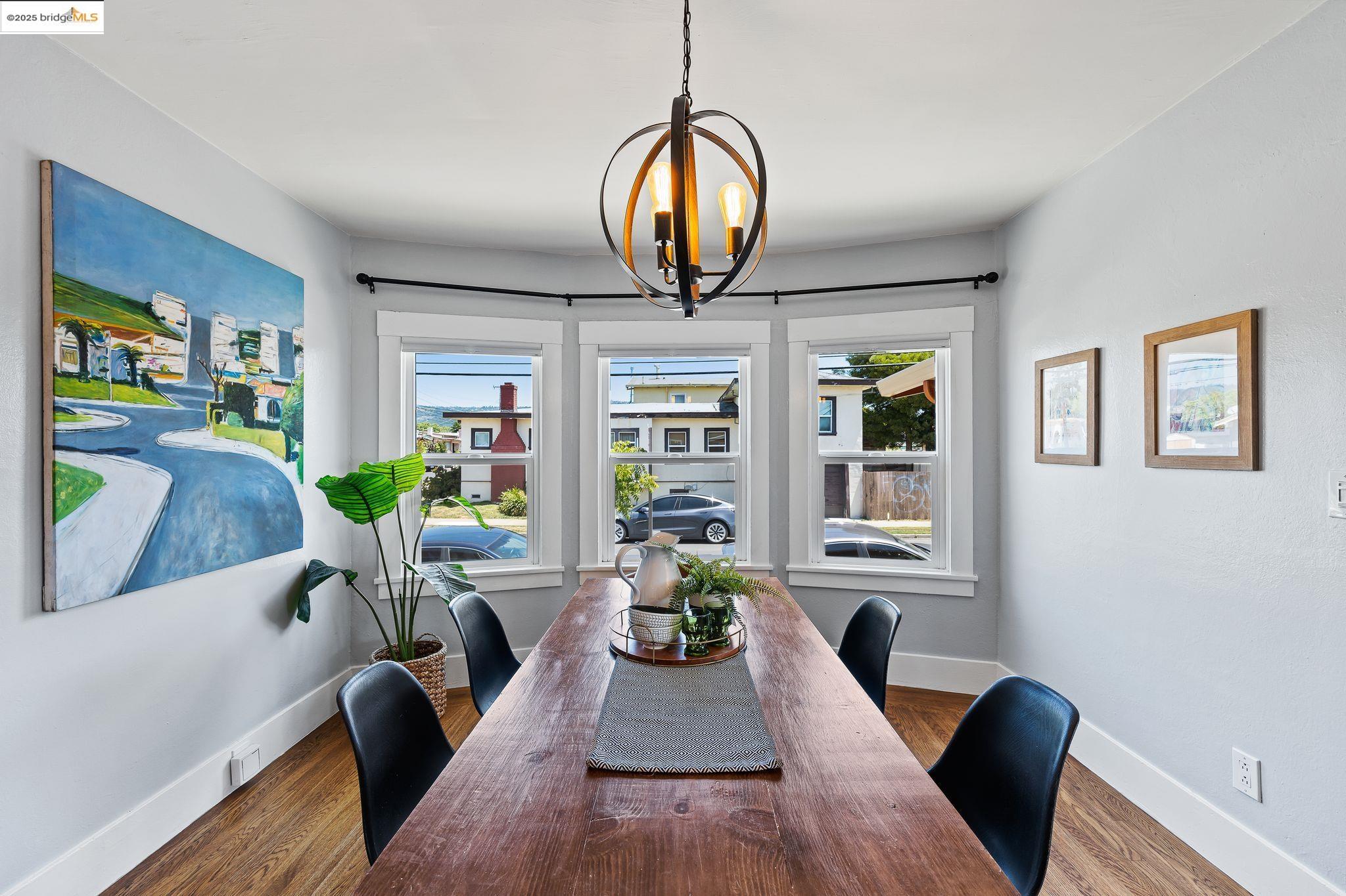 Detail Gallery Image 15 of 46 For 1547 68th Ave, Oakland,  CA 94621 - 3 Beds | 2 Baths