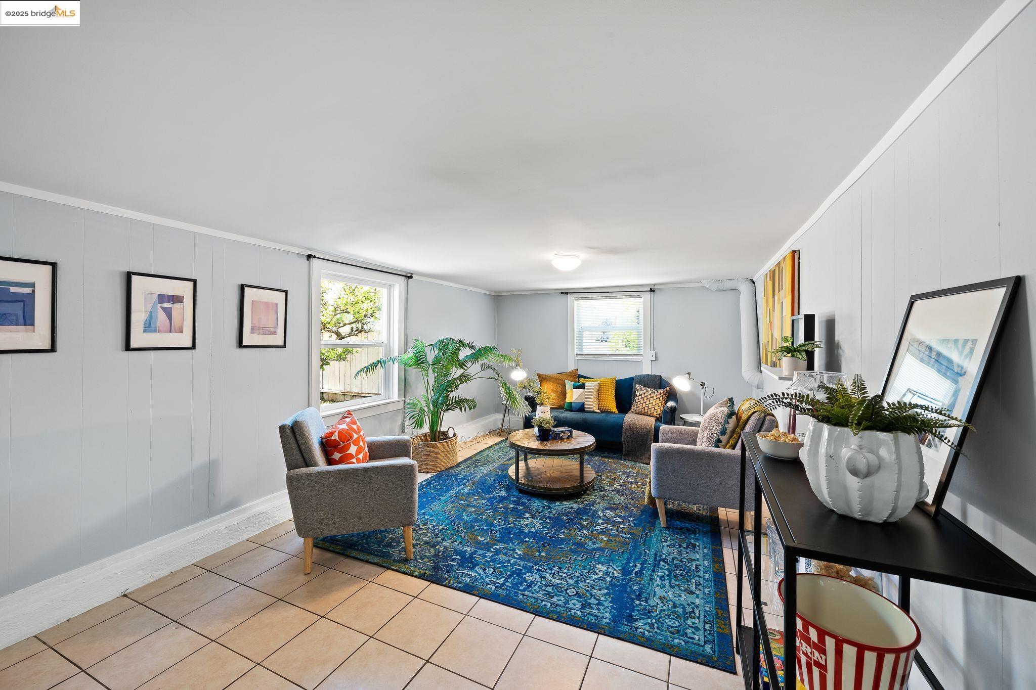 Detail Gallery Image 35 of 46 For 1547 68th Ave, Oakland,  CA 94621 - 3 Beds | 2 Baths