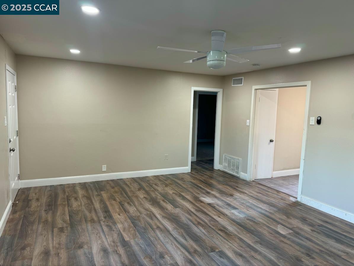 Detail Gallery Image 8 of 21 For 3739 Watt Avenue, Sacramento,  CA 95821 - – Beds | – Baths