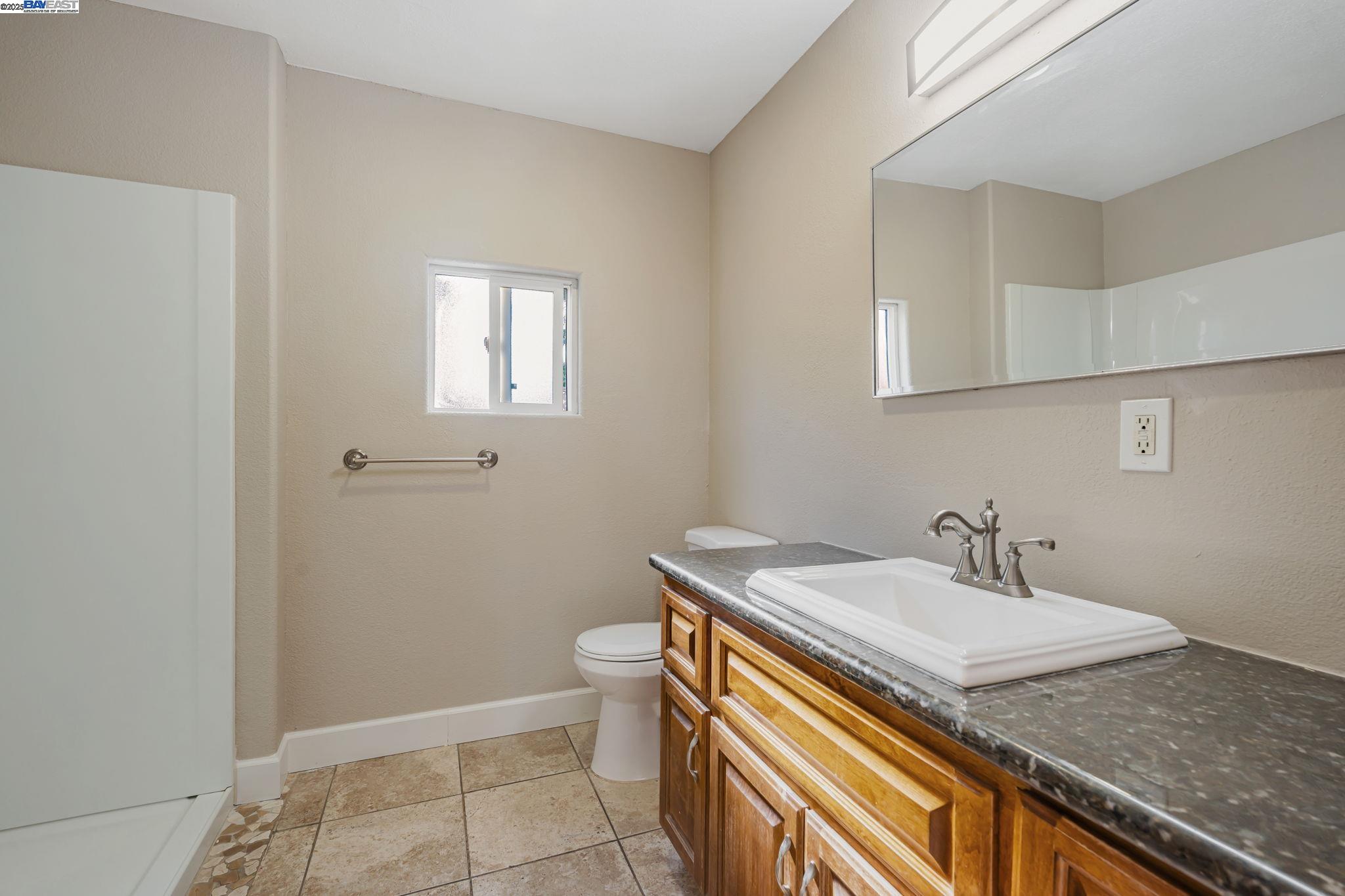 Detail Gallery Image 24 of 33 For 25 Phillips Ct, Tracy,  CA 95376 - 4 Beds | 3/1 Baths
