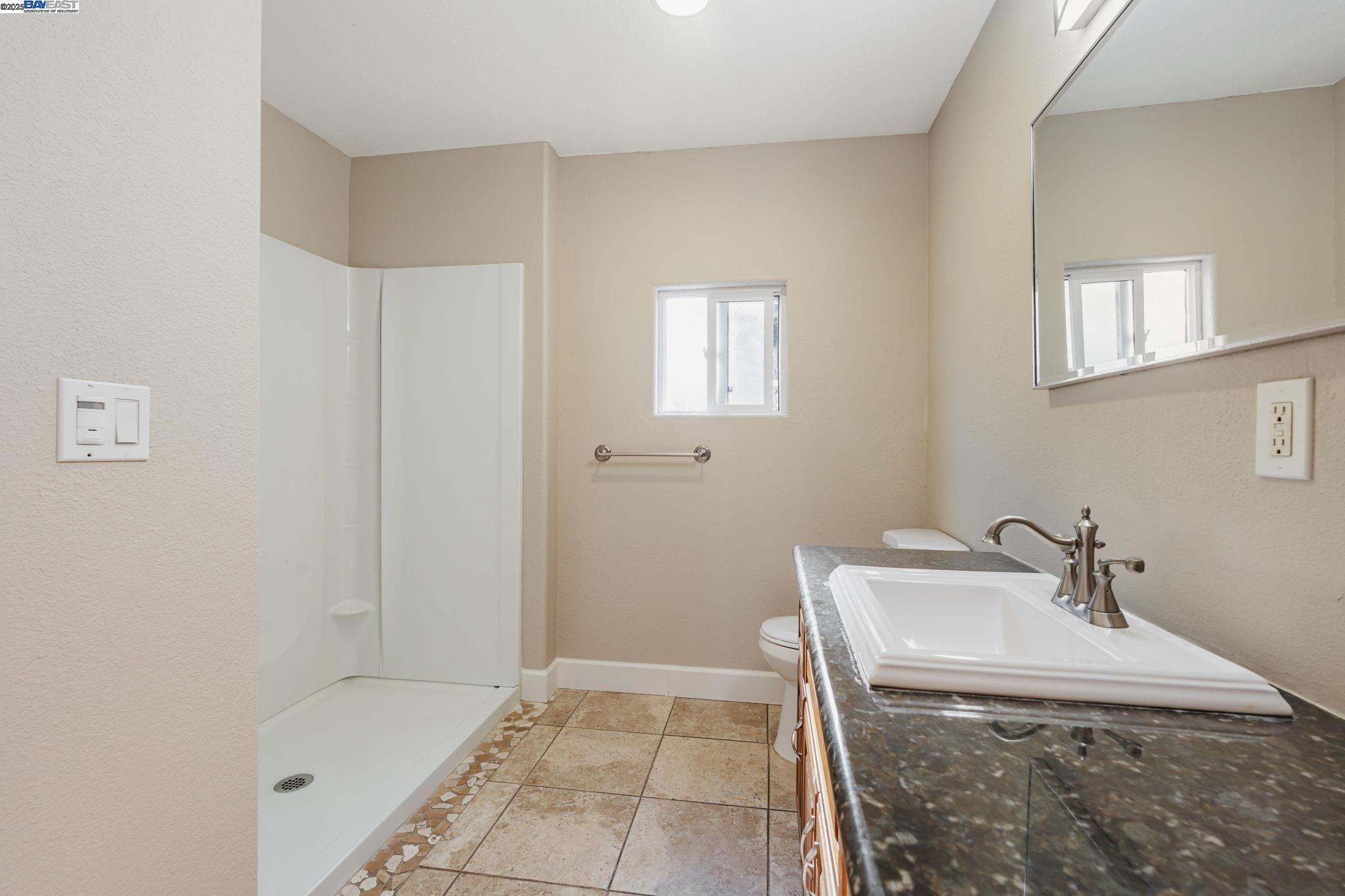 Detail Gallery Image 25 of 33 For 25 Phillips Ct, Tracy,  CA 95376 - 4 Beds | 3/1 Baths