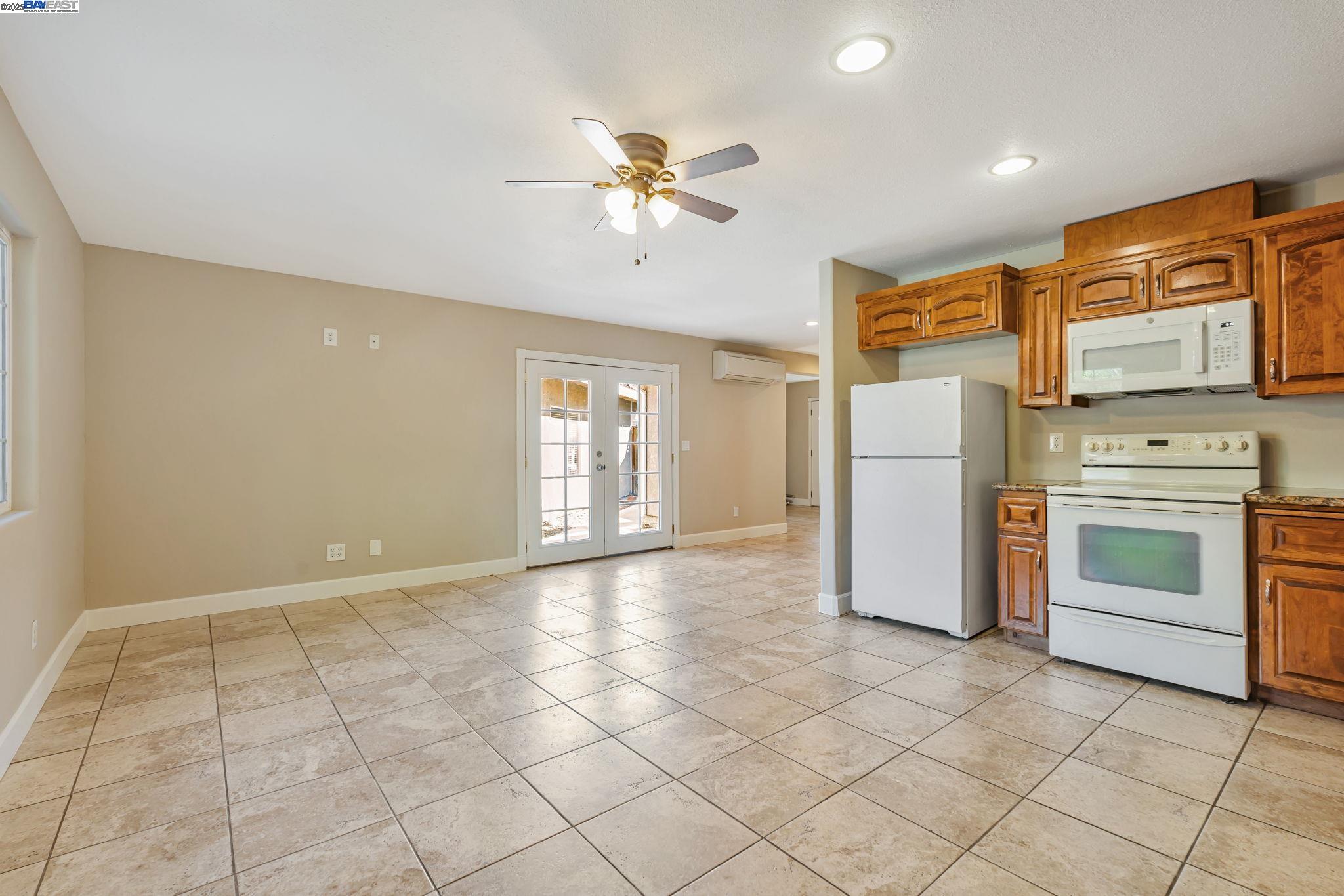 Detail Gallery Image 27 of 33 For 25 Phillips Ct, Tracy,  CA 95376 - 4 Beds | 3/1 Baths