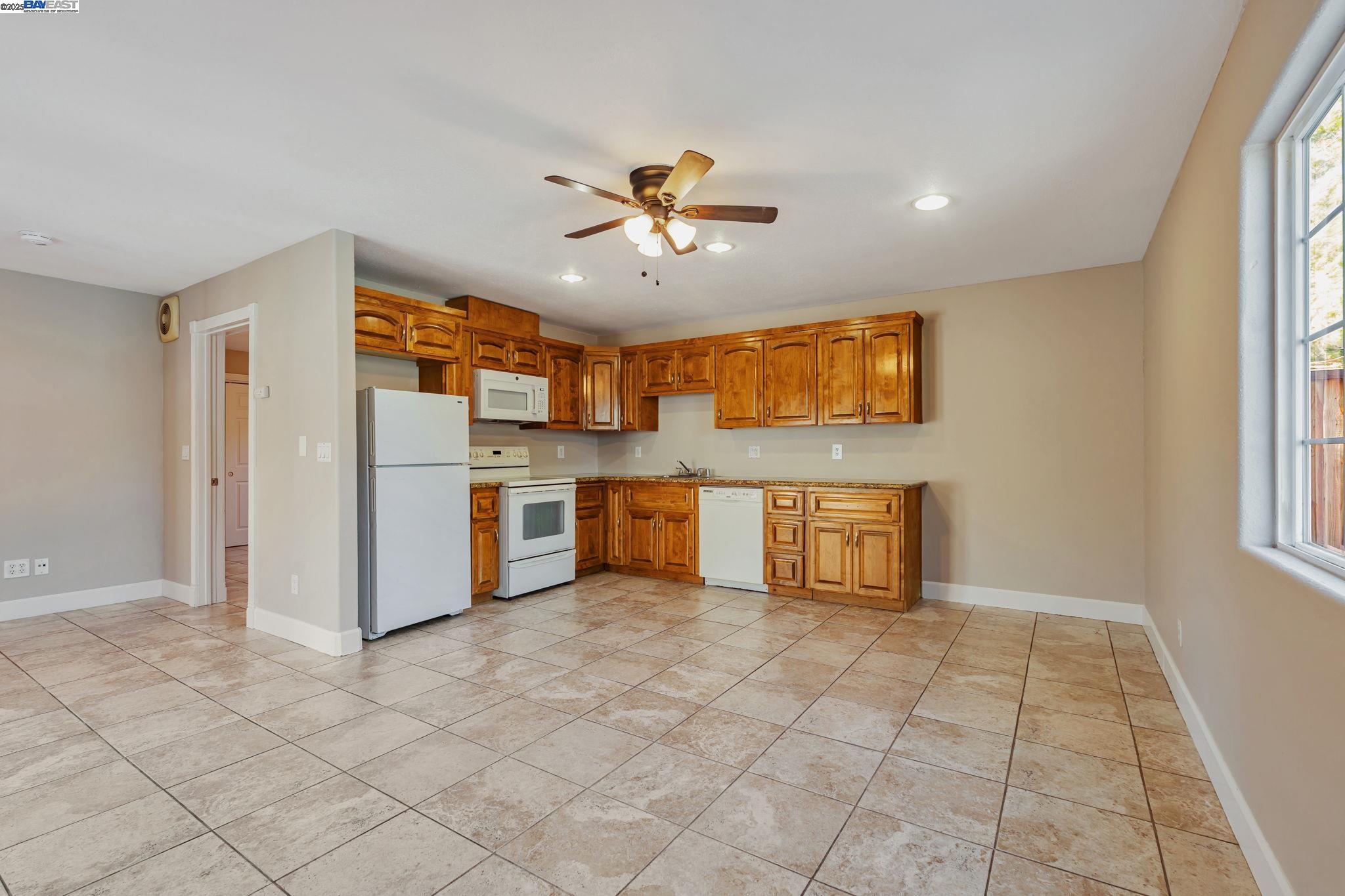 Detail Gallery Image 31 of 33 For 25 Phillips Ct, Tracy,  CA 95376 - 4 Beds | 3/1 Baths