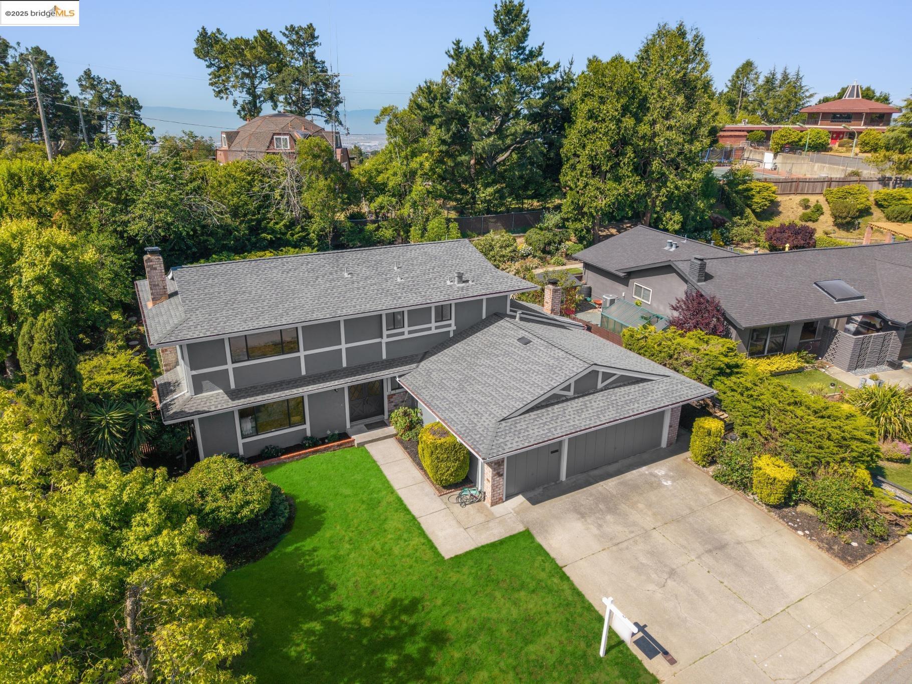 Detail Gallery Image 55 of 59 For 13185 Clairepointe Way, Oakland,  CA 94619 - 4 Beds | 2/1 Baths