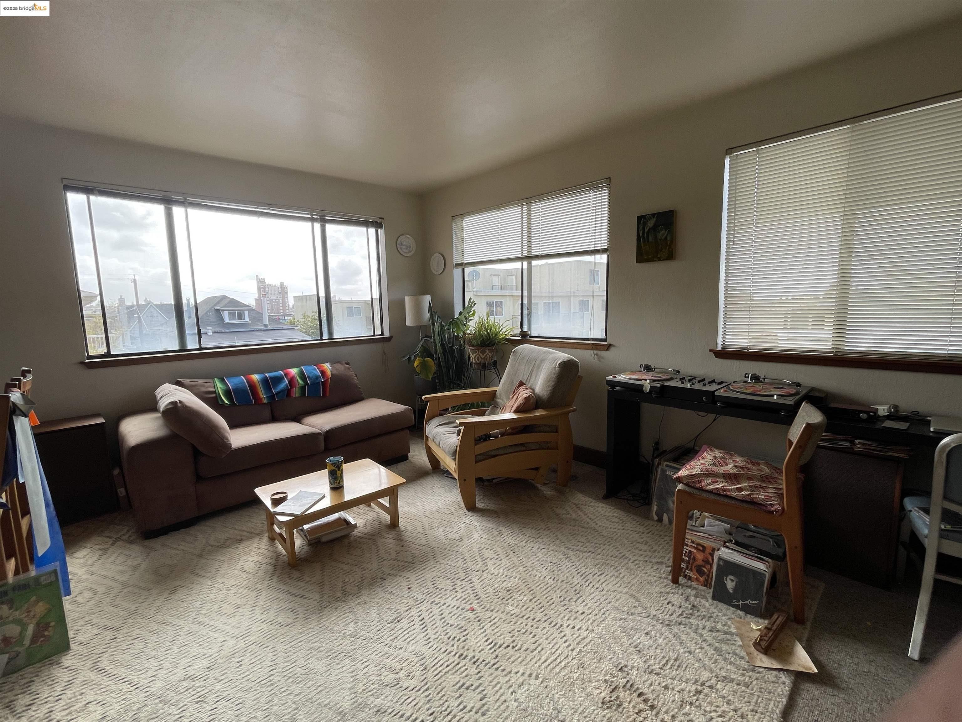 Detail Gallery Image 24 of 32 For 290 Park View Terrace, Oakland,  CA 94610 - – Beds | – Baths