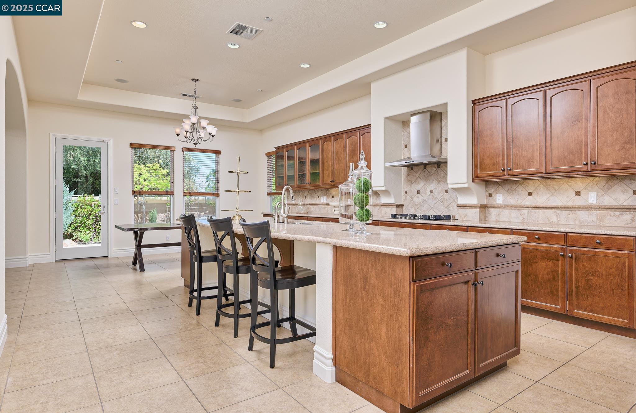 Detail Gallery Image 12 of 35 For 1681 Gamay Ln, Brentwood,  CA 94513 - 2 Beds | 2/1 Baths
