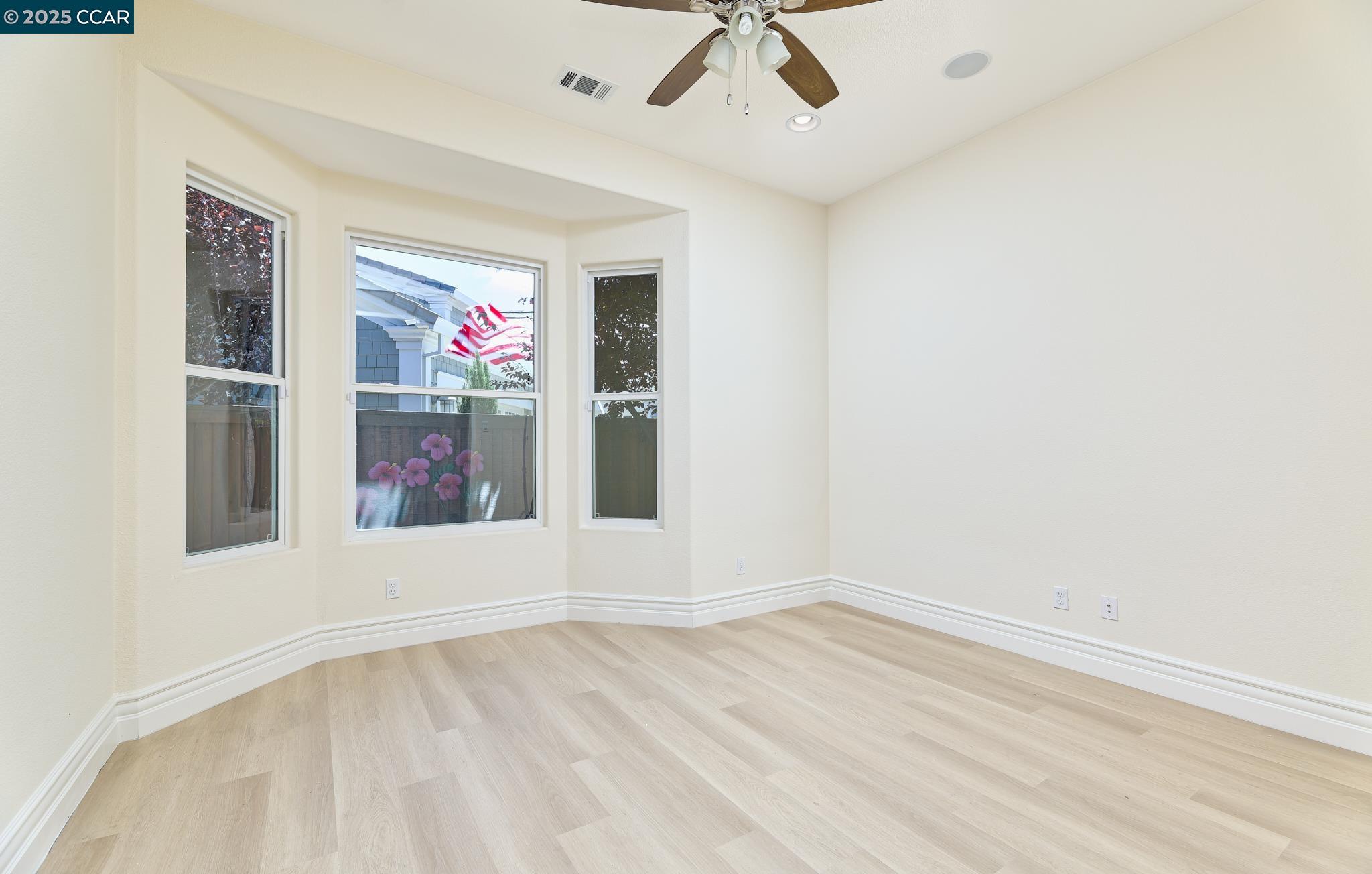 Detail Gallery Image 20 of 35 For 1681 Gamay Ln, Brentwood,  CA 94513 - 2 Beds | 2/1 Baths