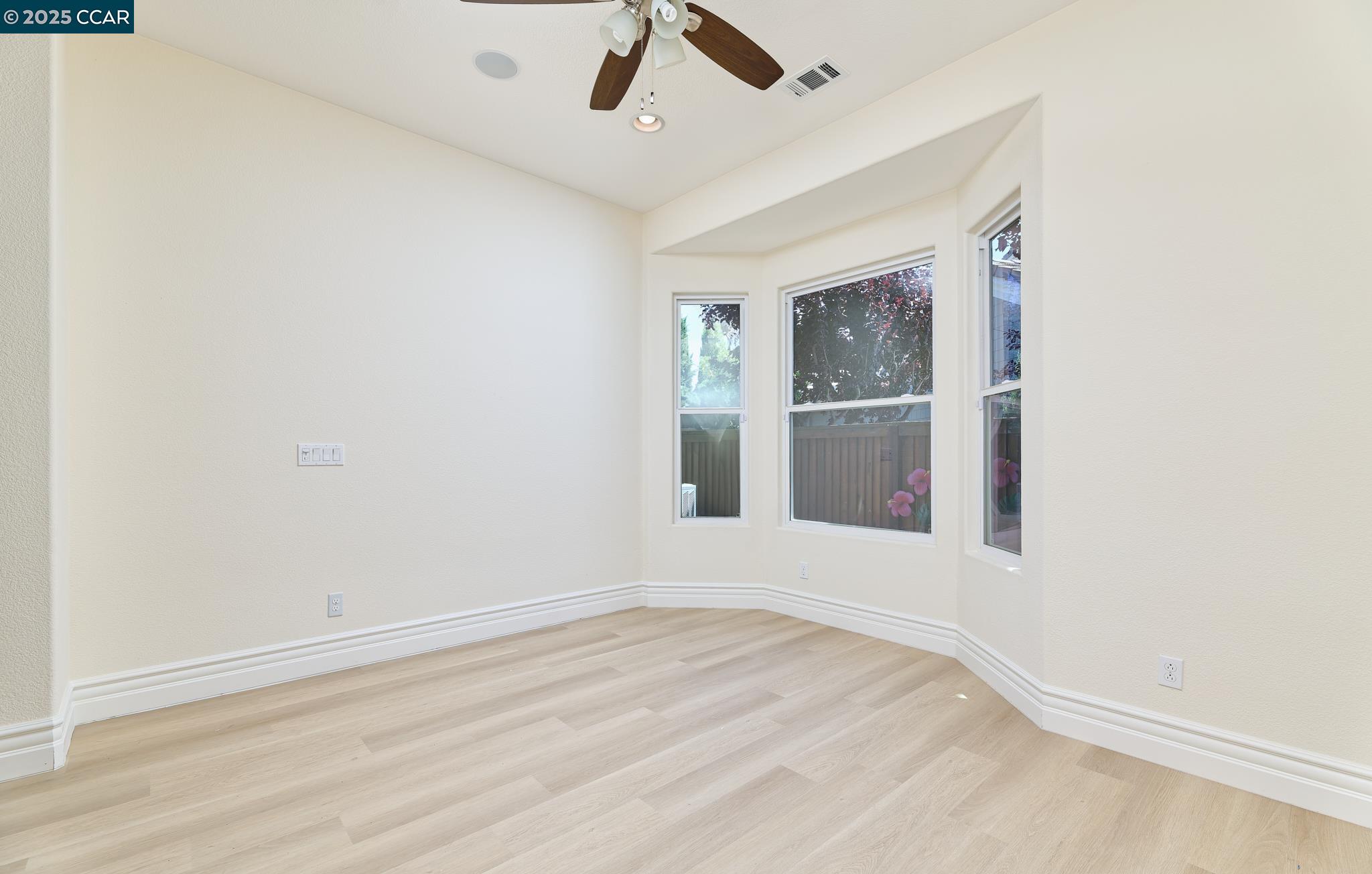 Detail Gallery Image 21 of 35 For 1681 Gamay Ln, Brentwood,  CA 94513 - 2 Beds | 2/1 Baths