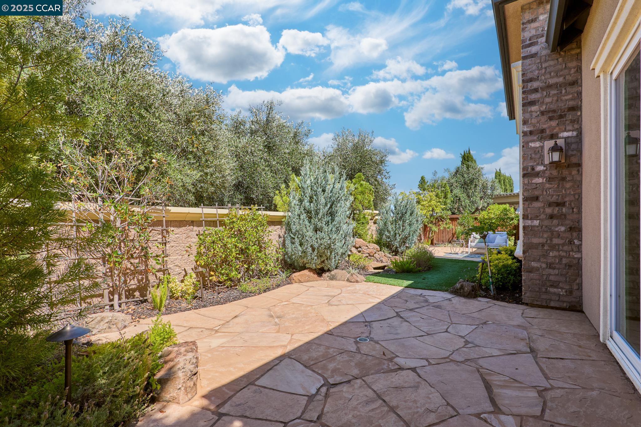 Detail Gallery Image 34 of 35 For 1681 Gamay Ln, Brentwood,  CA 94513 - 2 Beds | 2/1 Baths