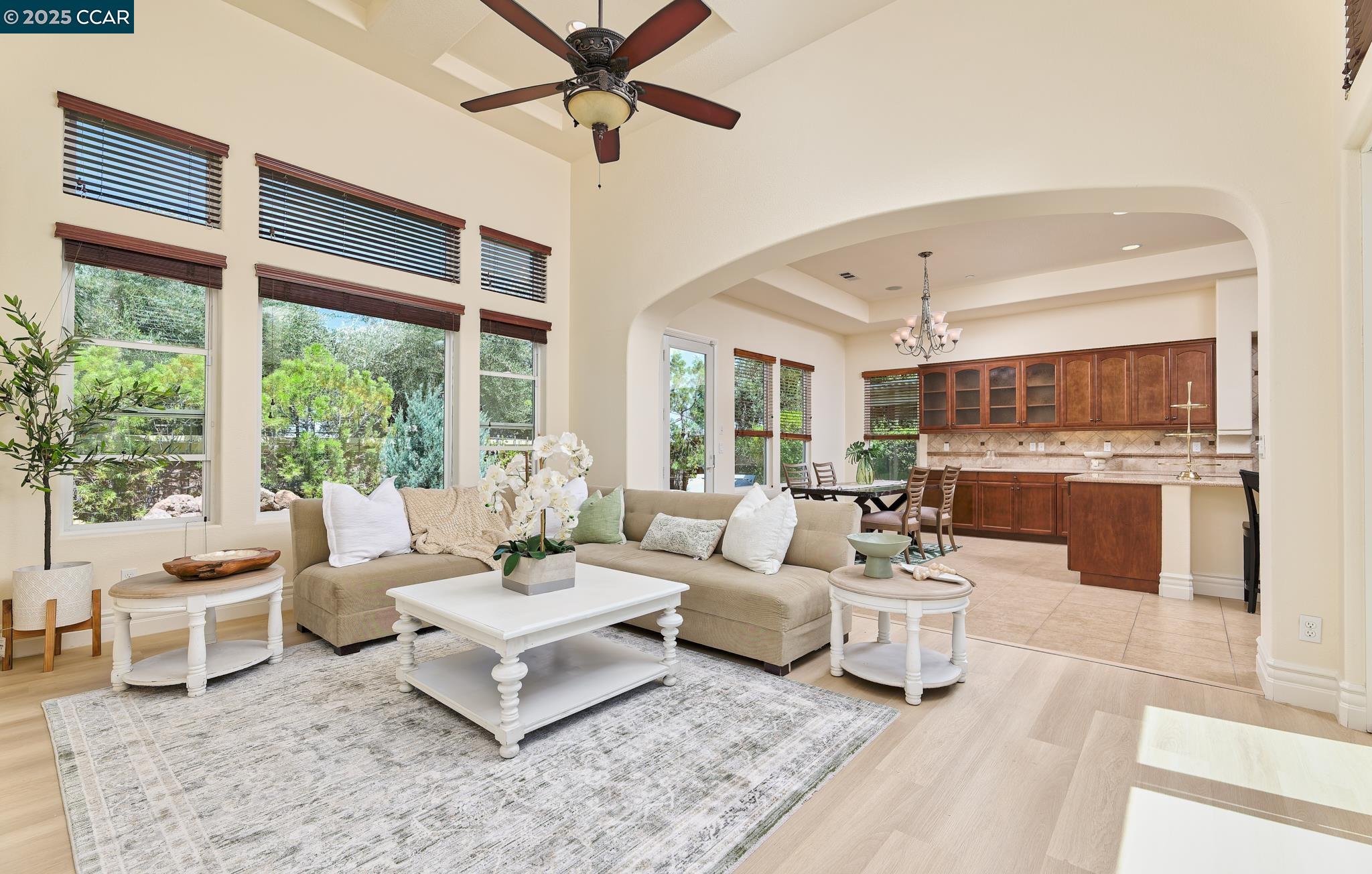 Detail Gallery Image 8 of 35 For 1681 Gamay Ln, Brentwood,  CA 94513 - 2 Beds | 2/1 Baths