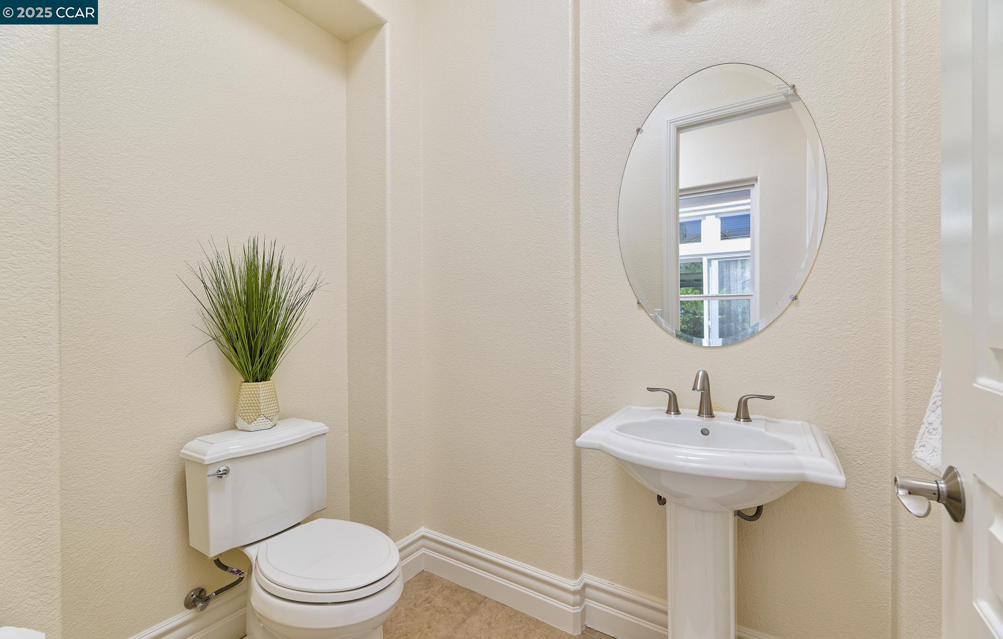 Detail Gallery Image 9 of 35 For 1681 Gamay Ln, Brentwood,  CA 94513 - 2 Beds | 2/1 Baths