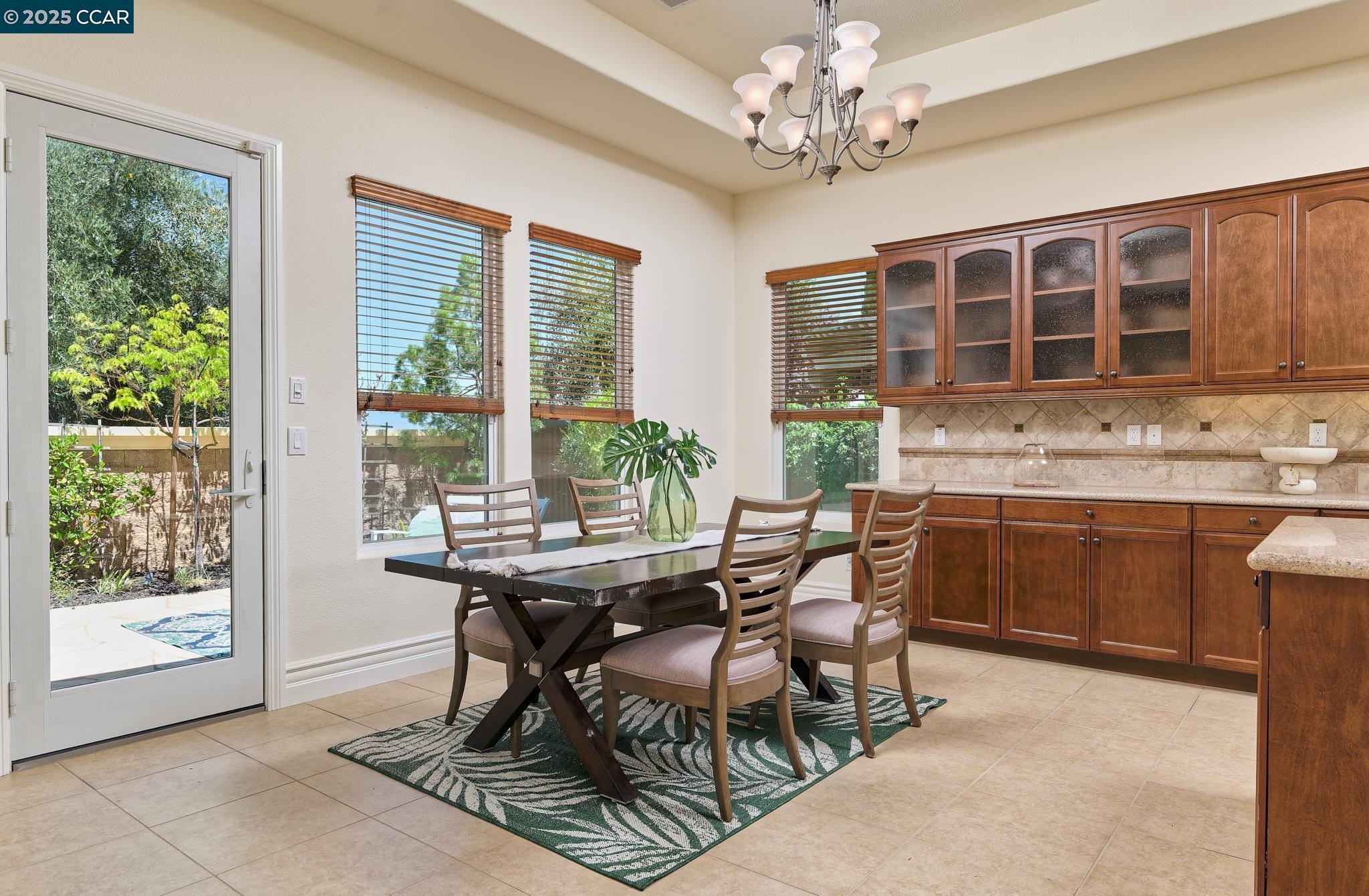 Detail Gallery Image 10 of 35 For 1681 Gamay Ln, Brentwood,  CA 94513 - 2 Beds | 2/1 Baths