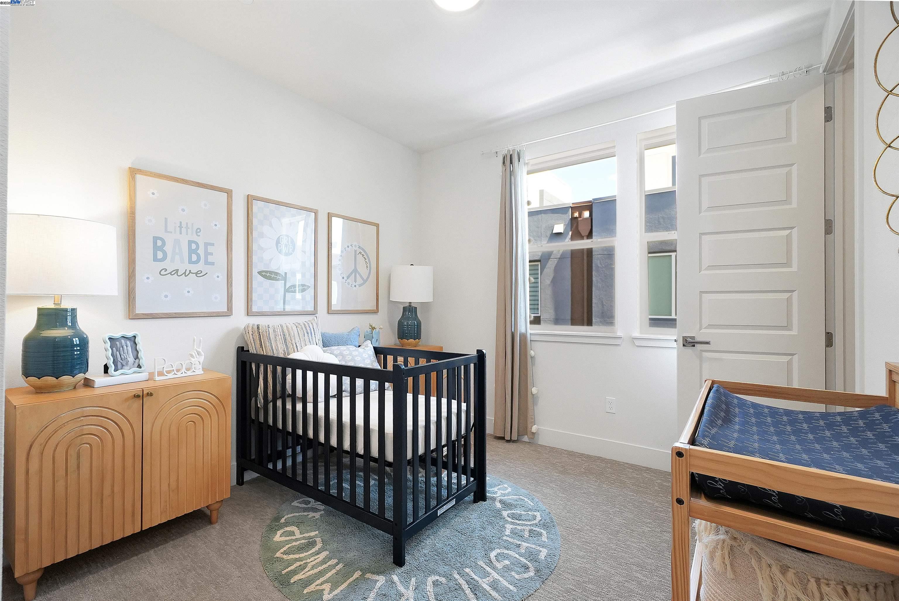 Detail Gallery Image 33 of 39 For 2119 Stanford Street, Alameda,  CA 94501 - 2 Beds | 2/1 Baths