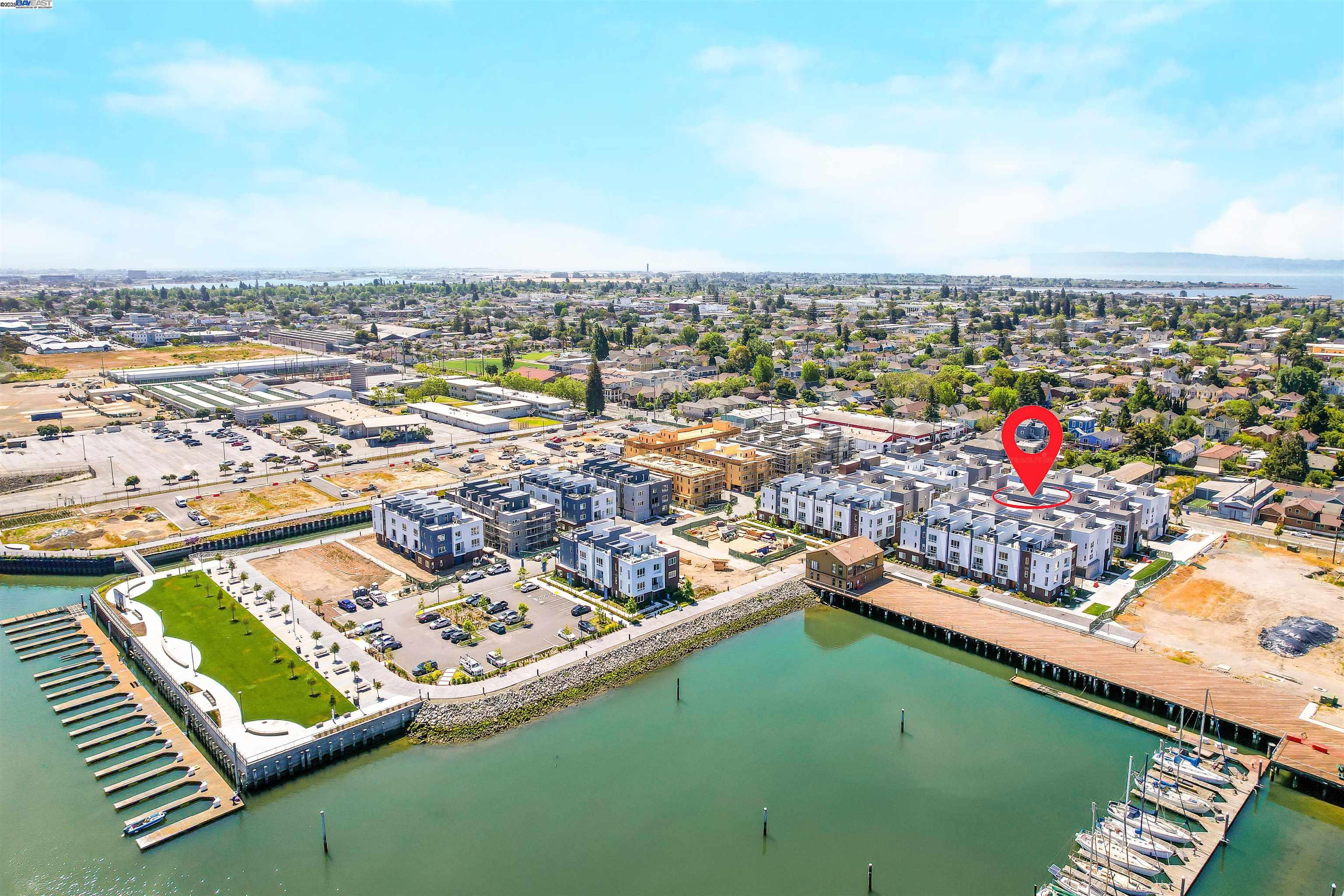 Detail Gallery Image 38 of 39 For 2119 Stanford Street, Alameda,  CA 94501 - 2 Beds | 2/1 Baths