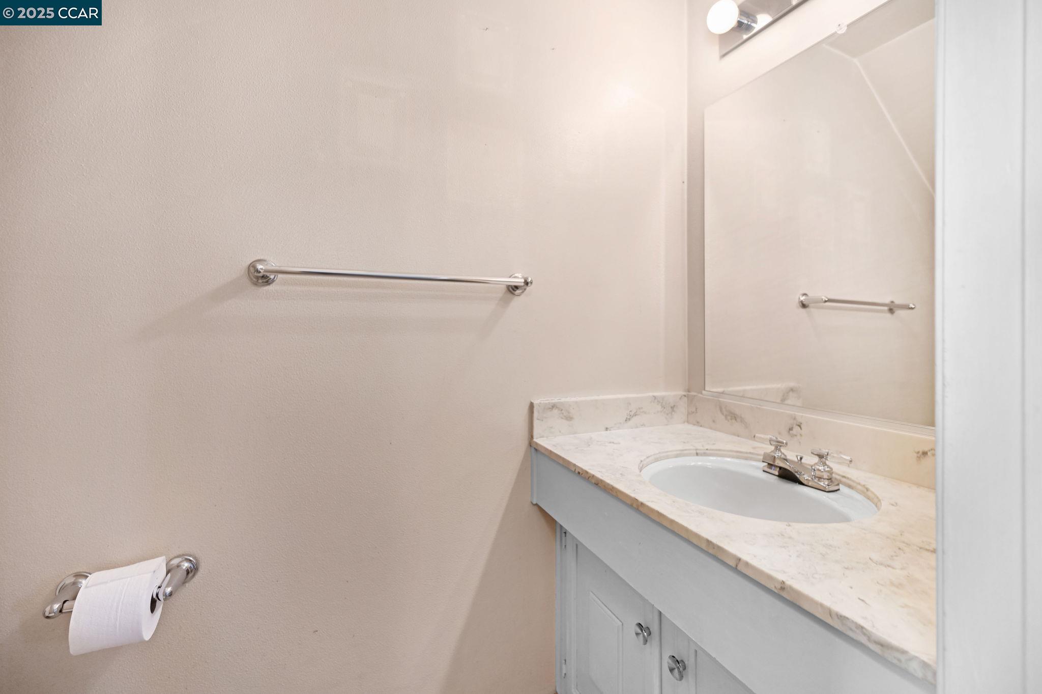 Photo #11: 41098808 Listing: Photo #11