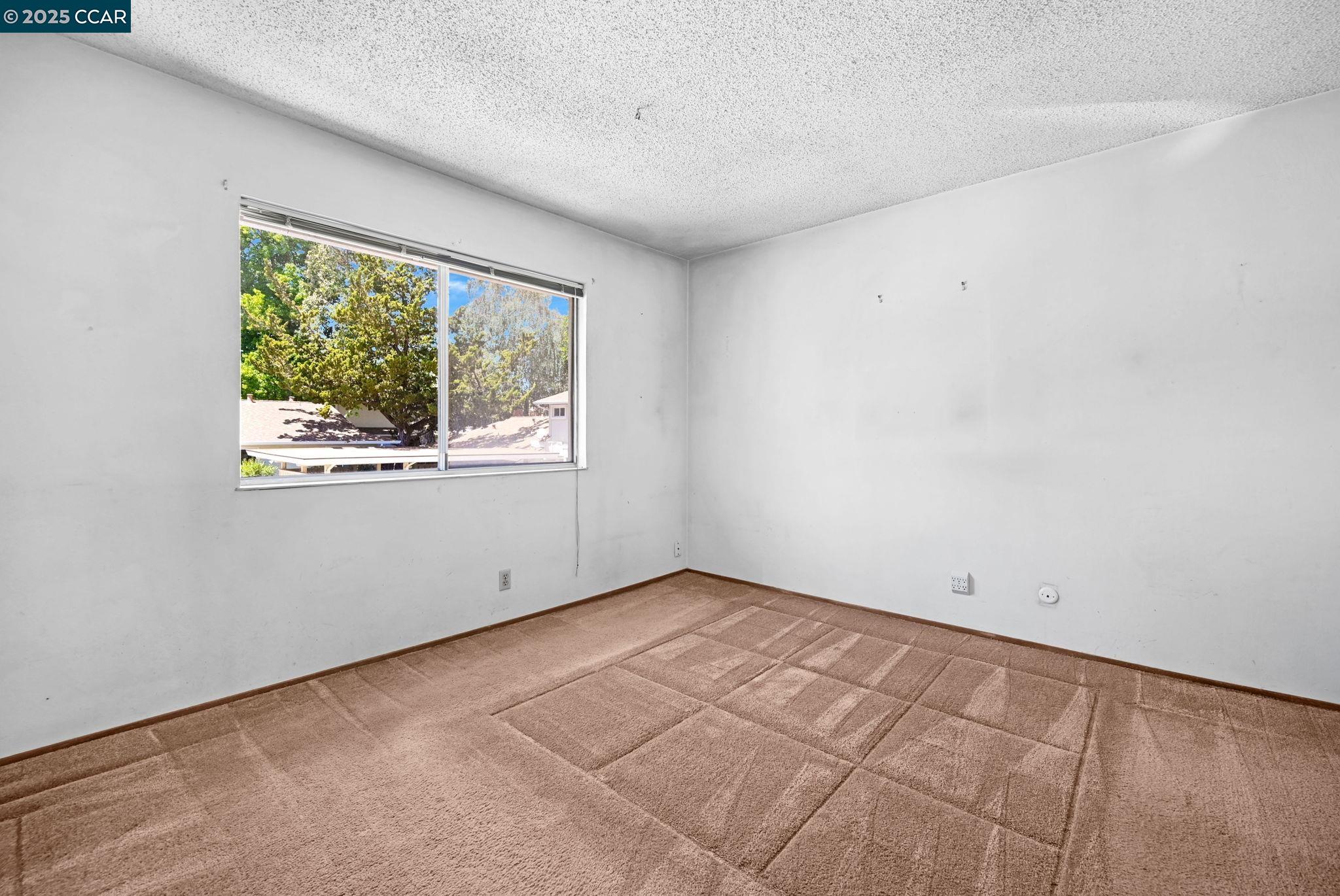 Photo #12: 41098808 Listing: Photo #12
