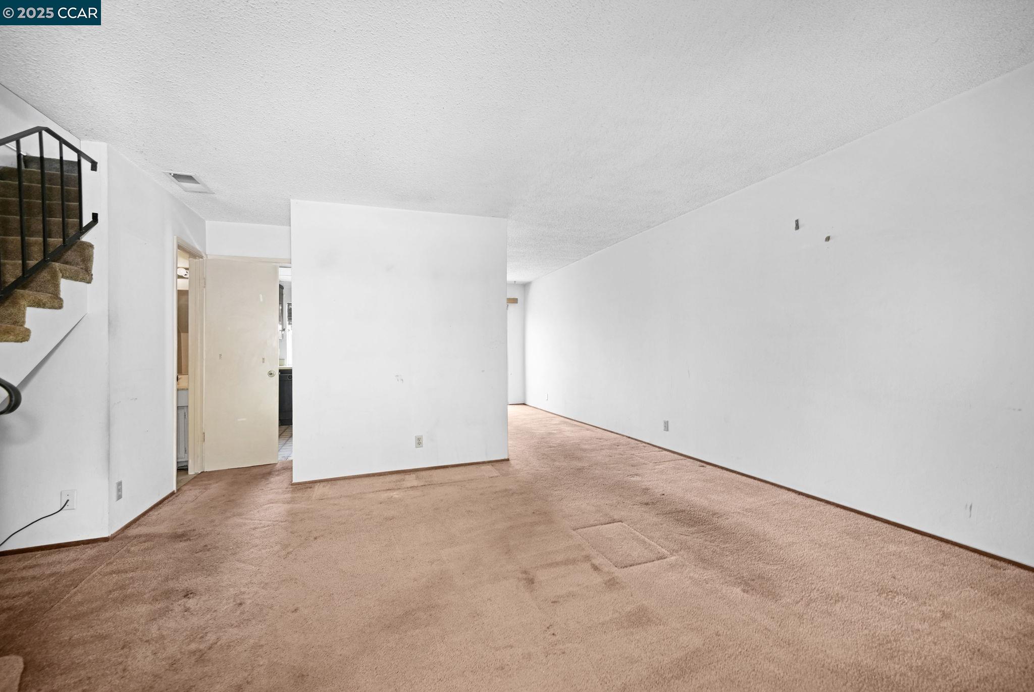 Photo #3: 41098808 Listing 