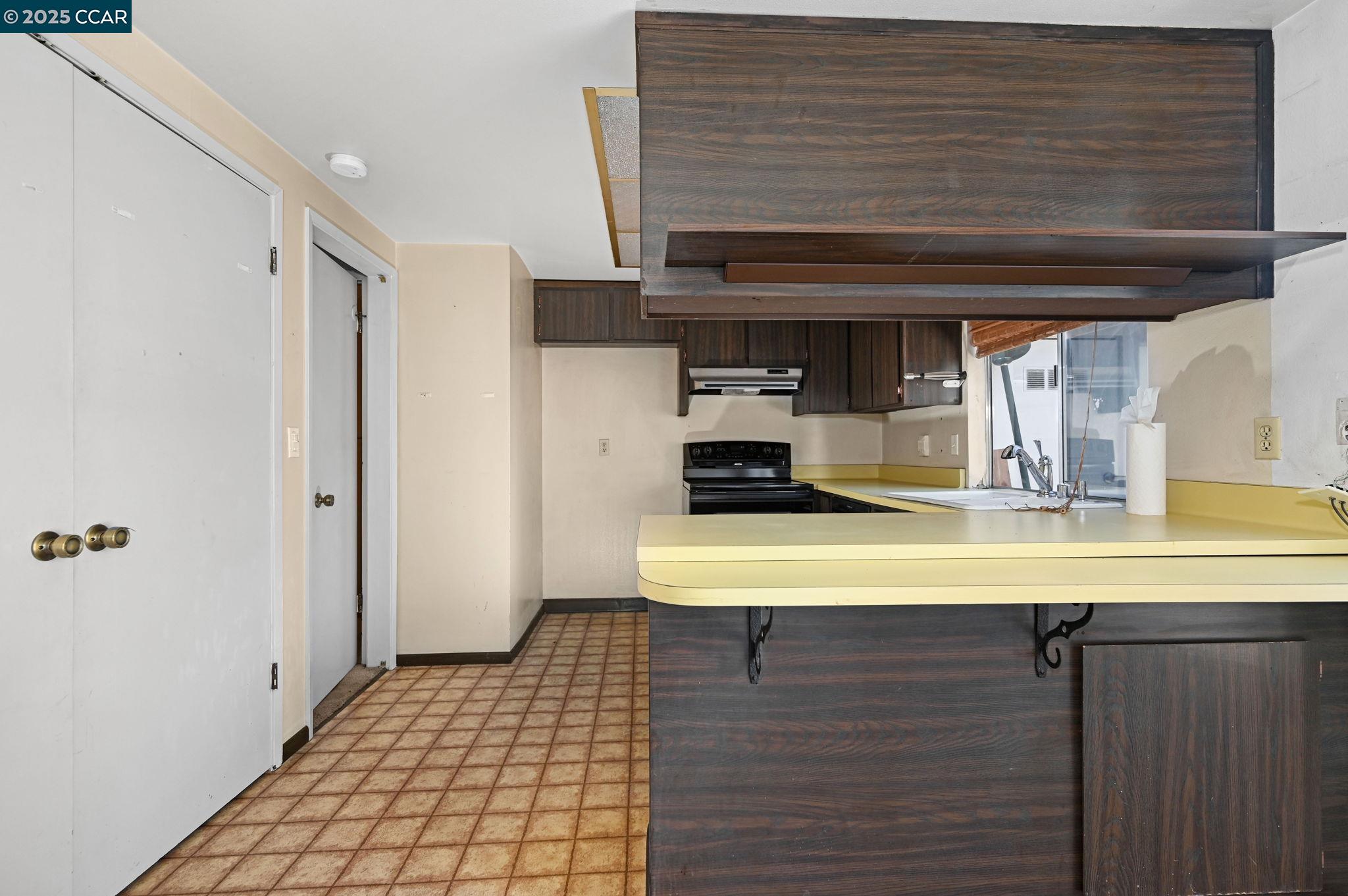 Photo #8: 41098808 Listing: Photo #8
