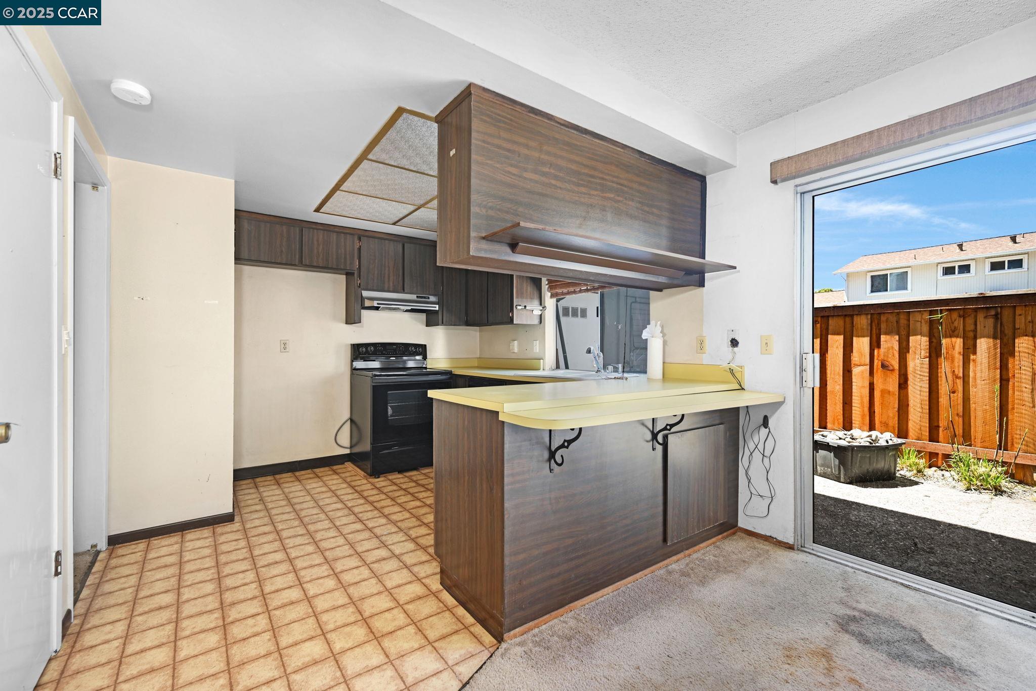 Photo #9: 41098808 Listing: Photo #9