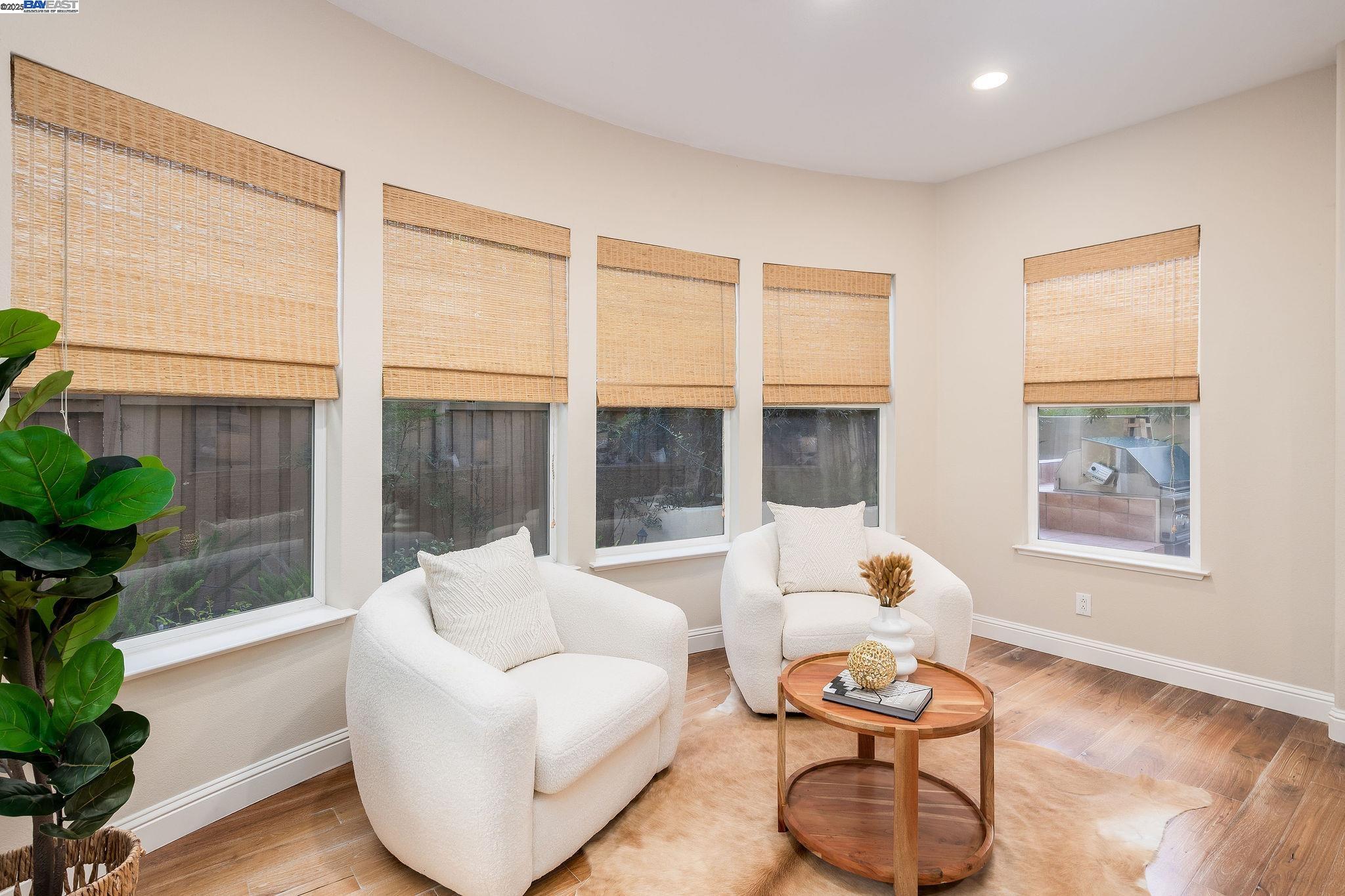 Detail Gallery Image 15 of 59 For 10828 Inspiration Cir, Dublin,  CA 94568 - 5 Beds | 4/1 Baths