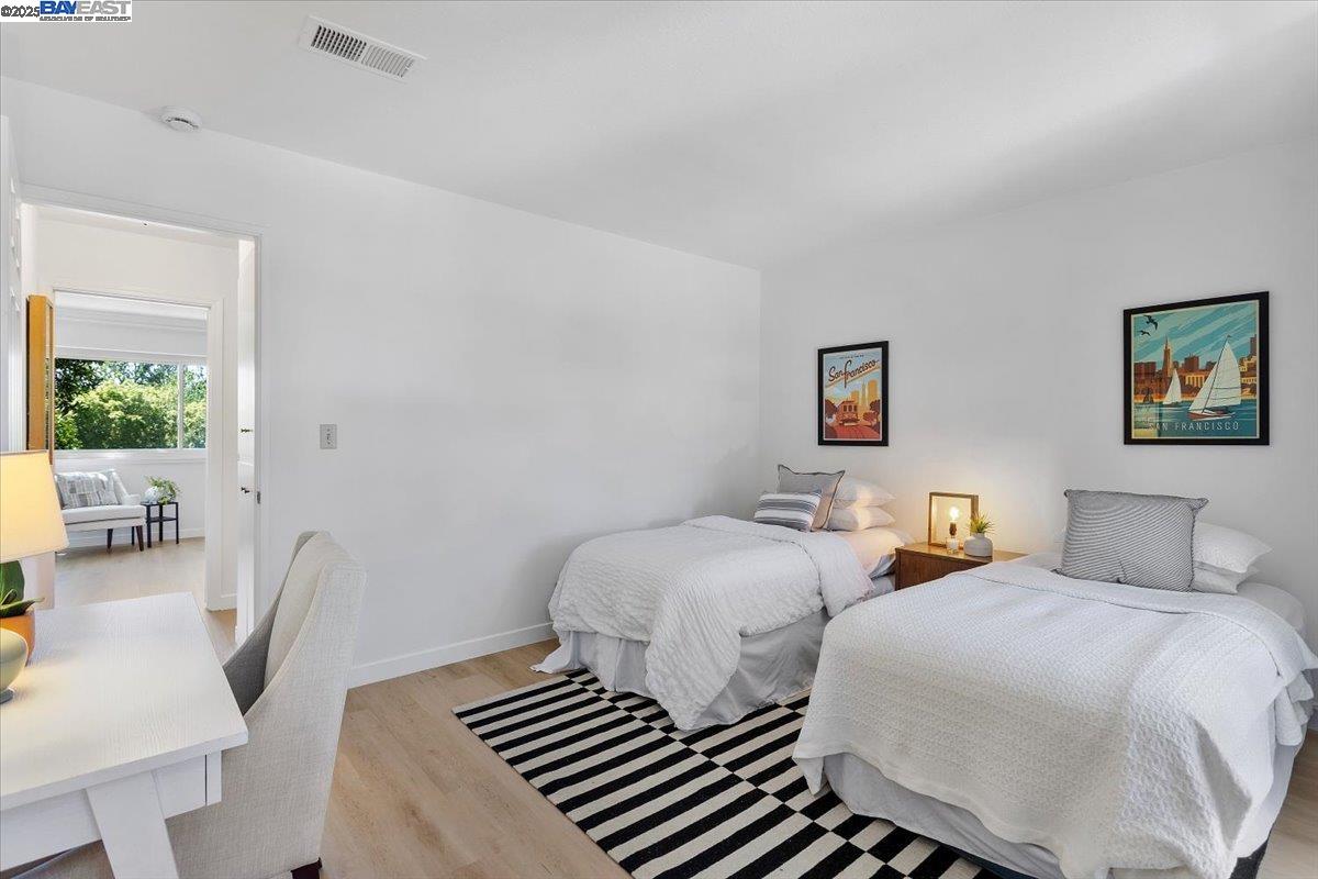 Detail Gallery Image 26 of 41 For 1105 Fontana Dr, Alameda,  CA 94502 - 2 Beds | 1/1 Baths