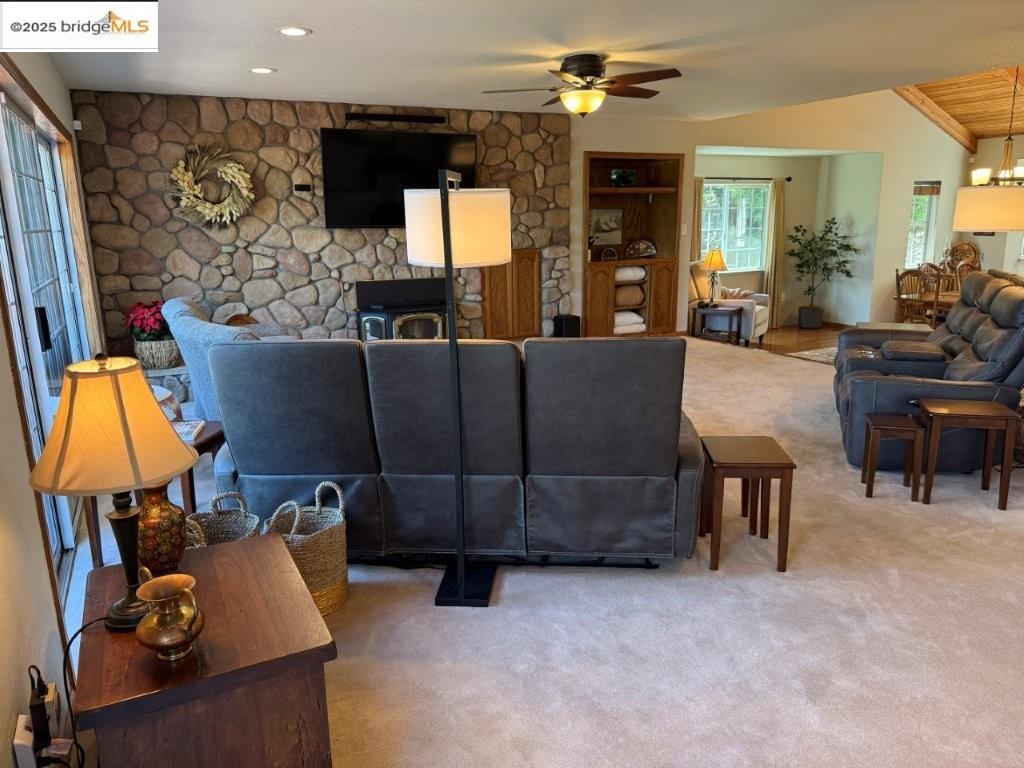 Detail Gallery Image 12 of 60 For 12309 Shooting Star Ct., Groveland,  CA 95321 - 3 Beds | 2/1 Baths