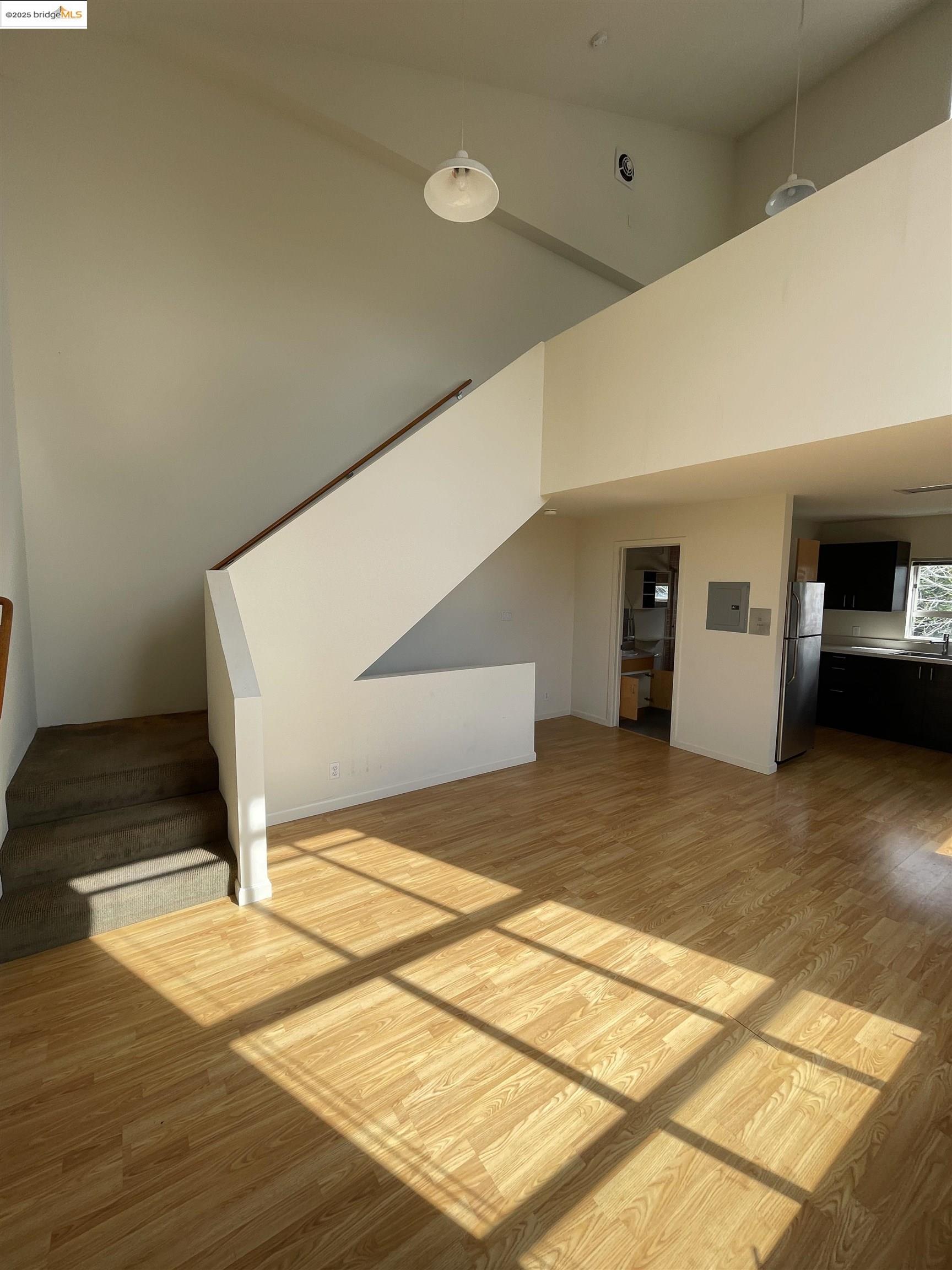 Detail Gallery Image 18 of 23 For 6450 Doyle Street, Emeryville,  CA 94606-8 - – Beds | – Baths