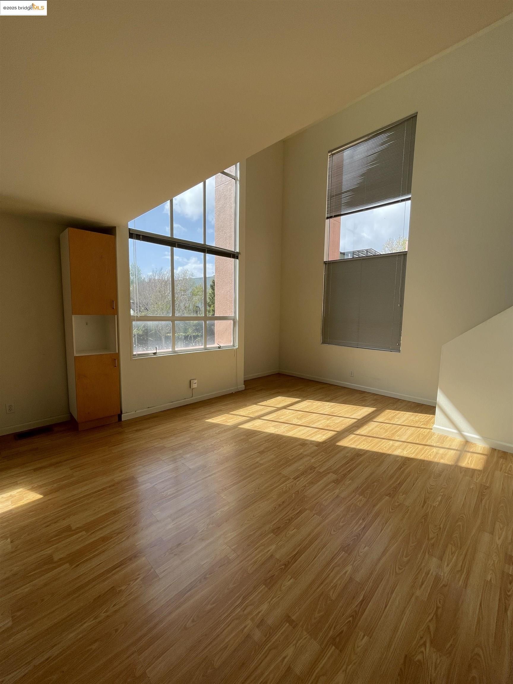 Detail Gallery Image 21 of 23 For 6450 Doyle Street, Emeryville,  CA 94606-8 - – Beds | – Baths