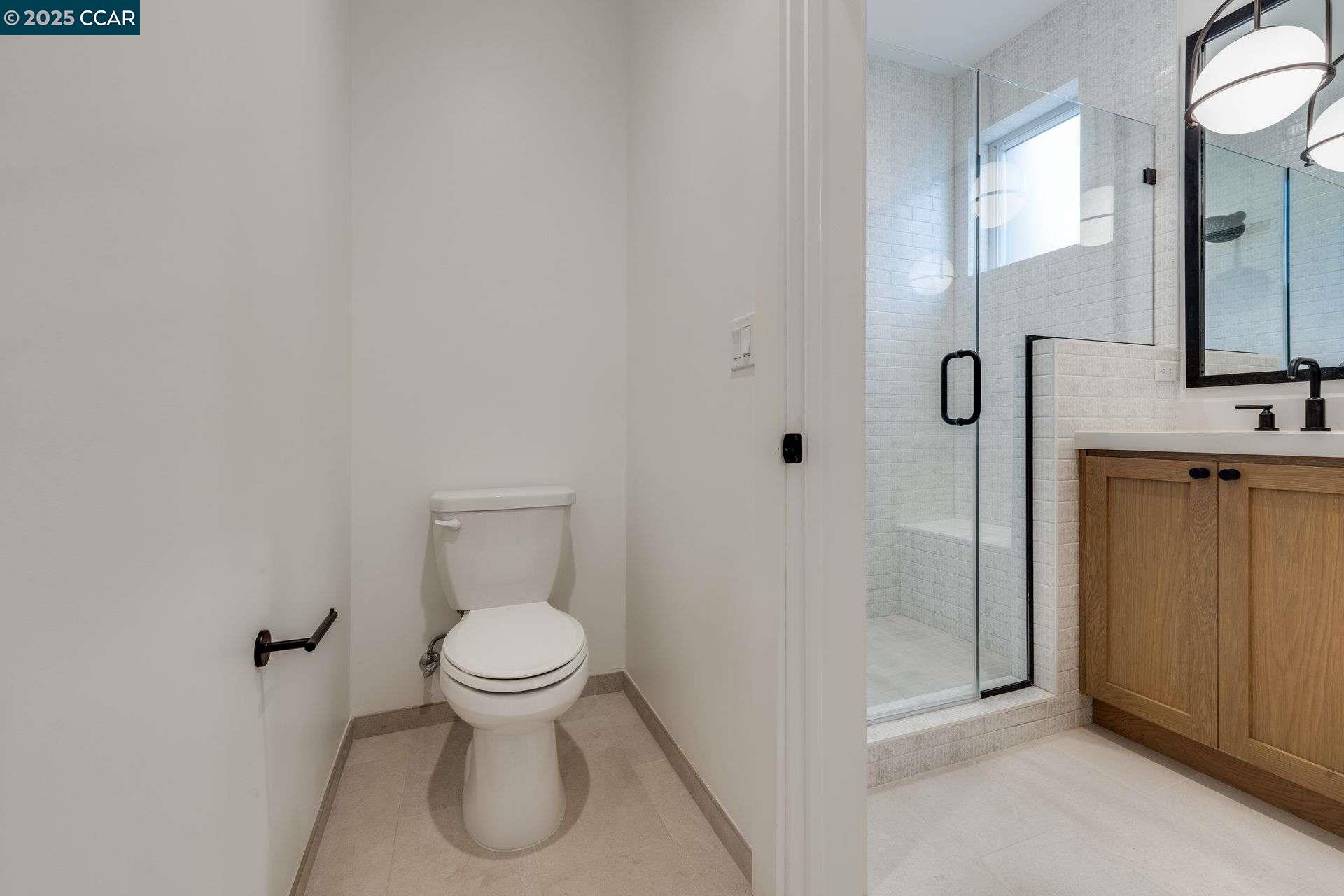 Detail Gallery Image 25 of 39 For 922 Brown Avenue, Lafayette,  CA 94549 - 2 Beds | 2/1 Baths