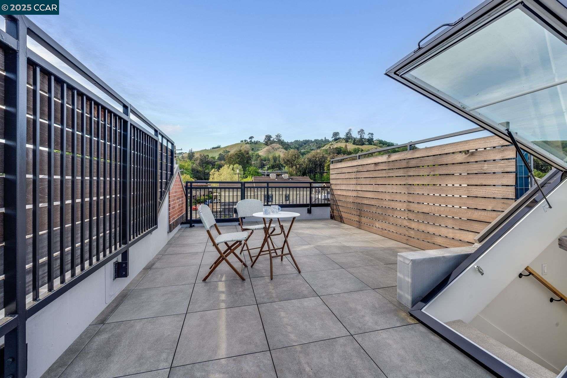Detail Gallery Image 30 of 39 For 922 Brown Avenue, Lafayette,  CA 94549 - 2 Beds | 2/1 Baths