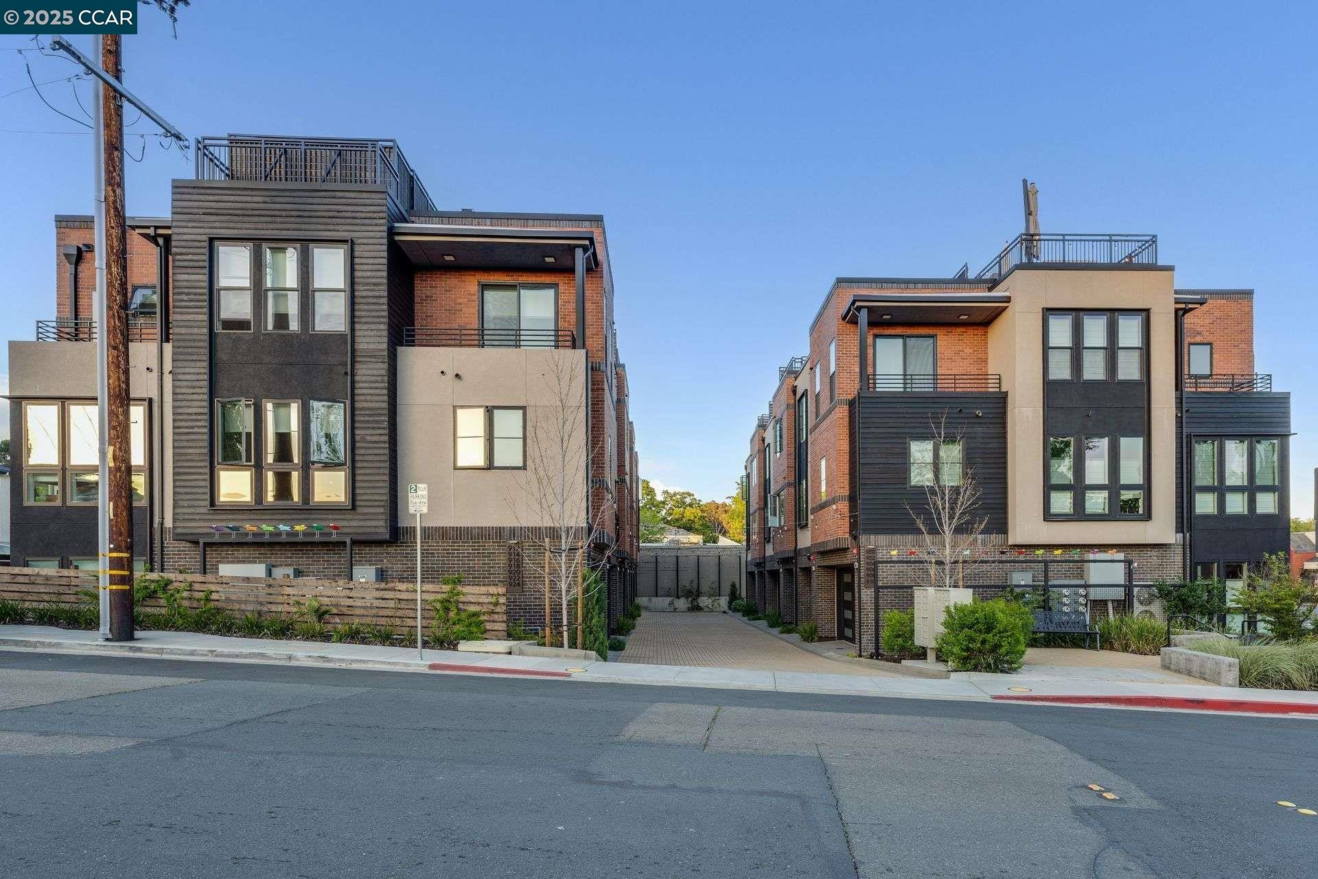 Detail Gallery Image 35 of 39 For 922 Brown Avenue, Lafayette,  CA 94549 - 2 Beds | 2/1 Baths