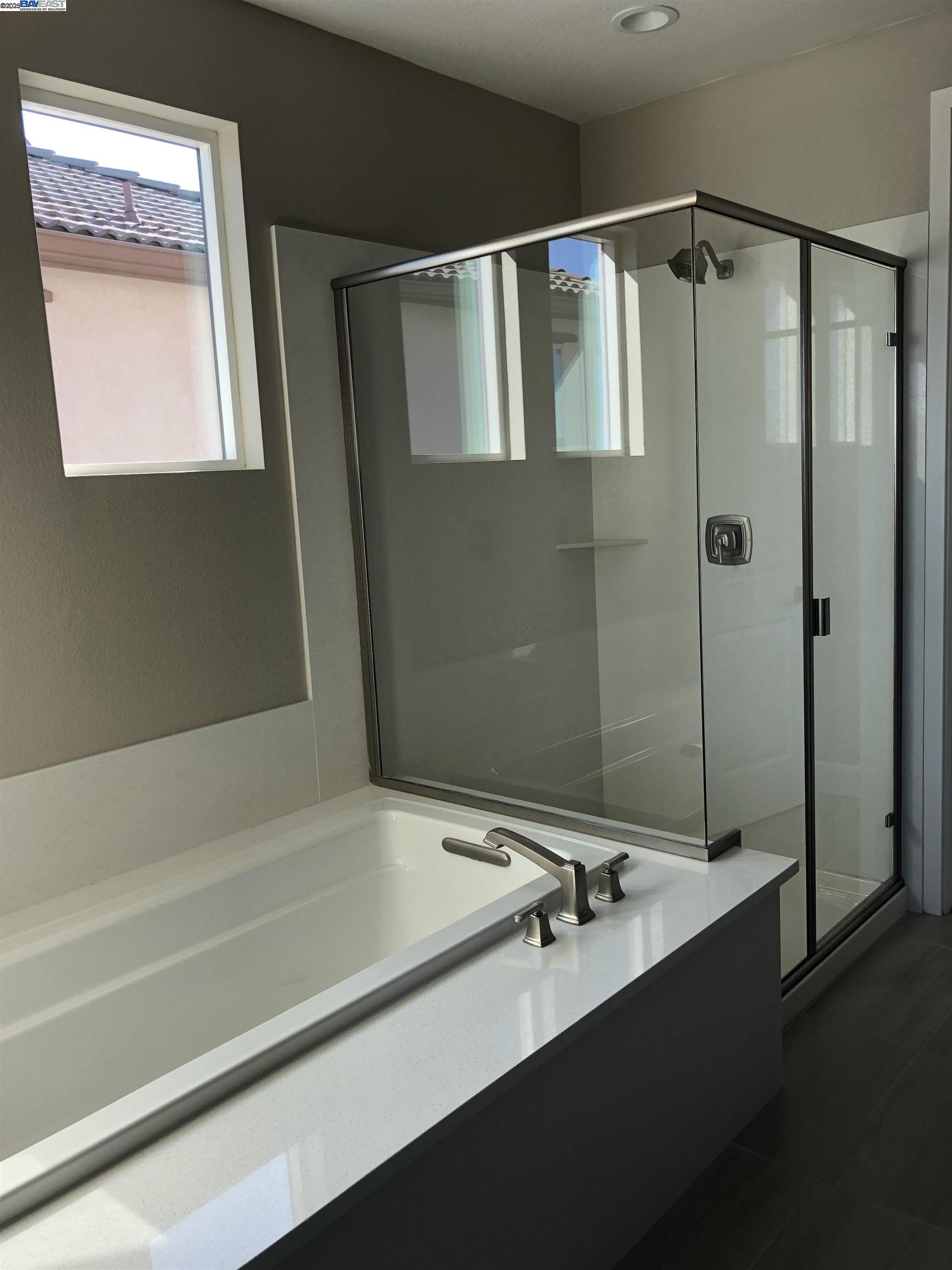 Detail Gallery Image 18 of 25 For 1401 S Durant Ter, Mountain House,  CA 95391 - 4 Beds | 3/1 Baths