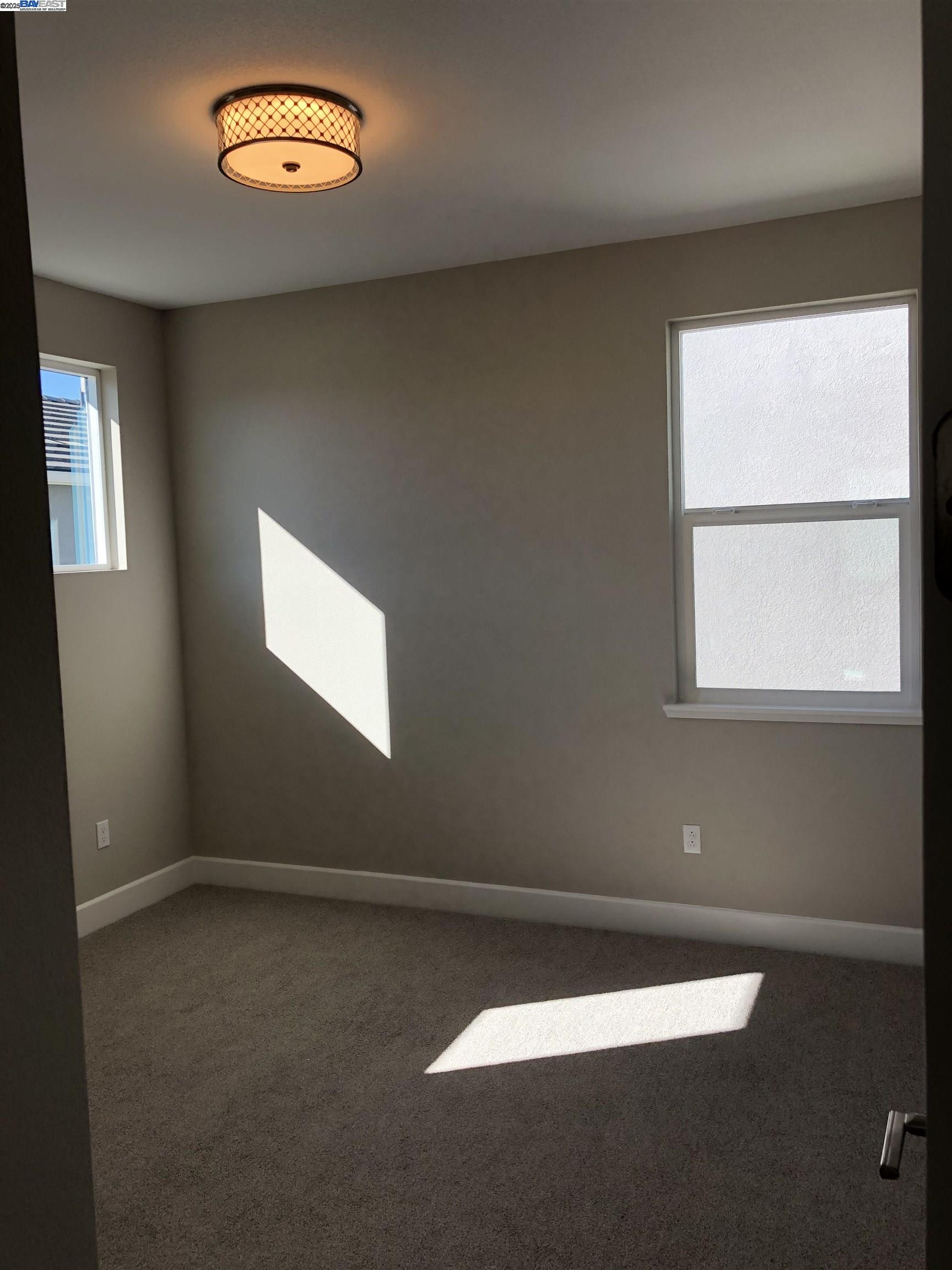 Detail Gallery Image 19 of 25 For 1401 S Durant Ter, Mountain House,  CA 95391 - 4 Beds | 3/1 Baths