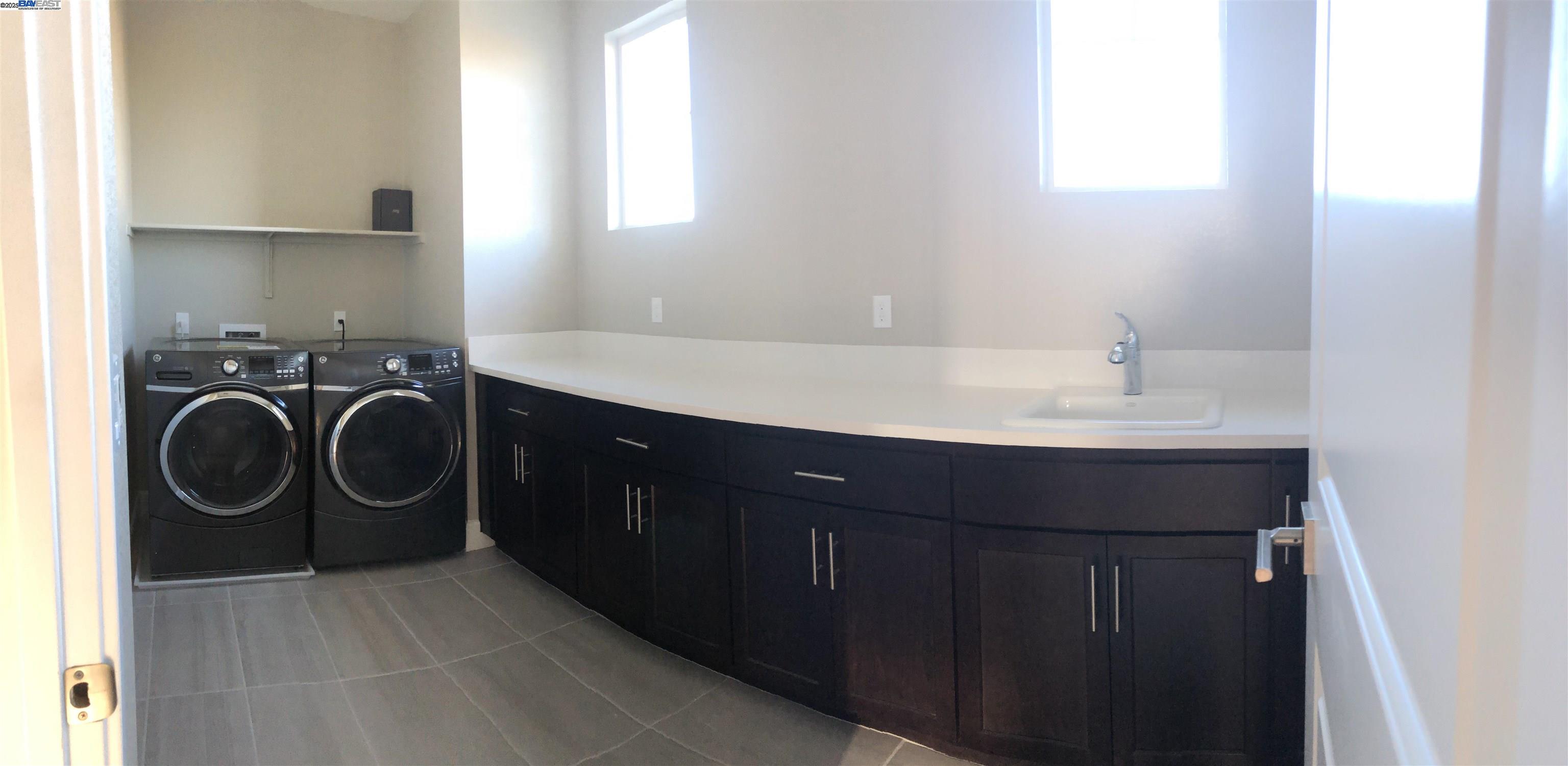Detail Gallery Image 22 of 25 For 1401 S Durant Ter, Mountain House,  CA 95391 - 4 Beds | 3/1 Baths