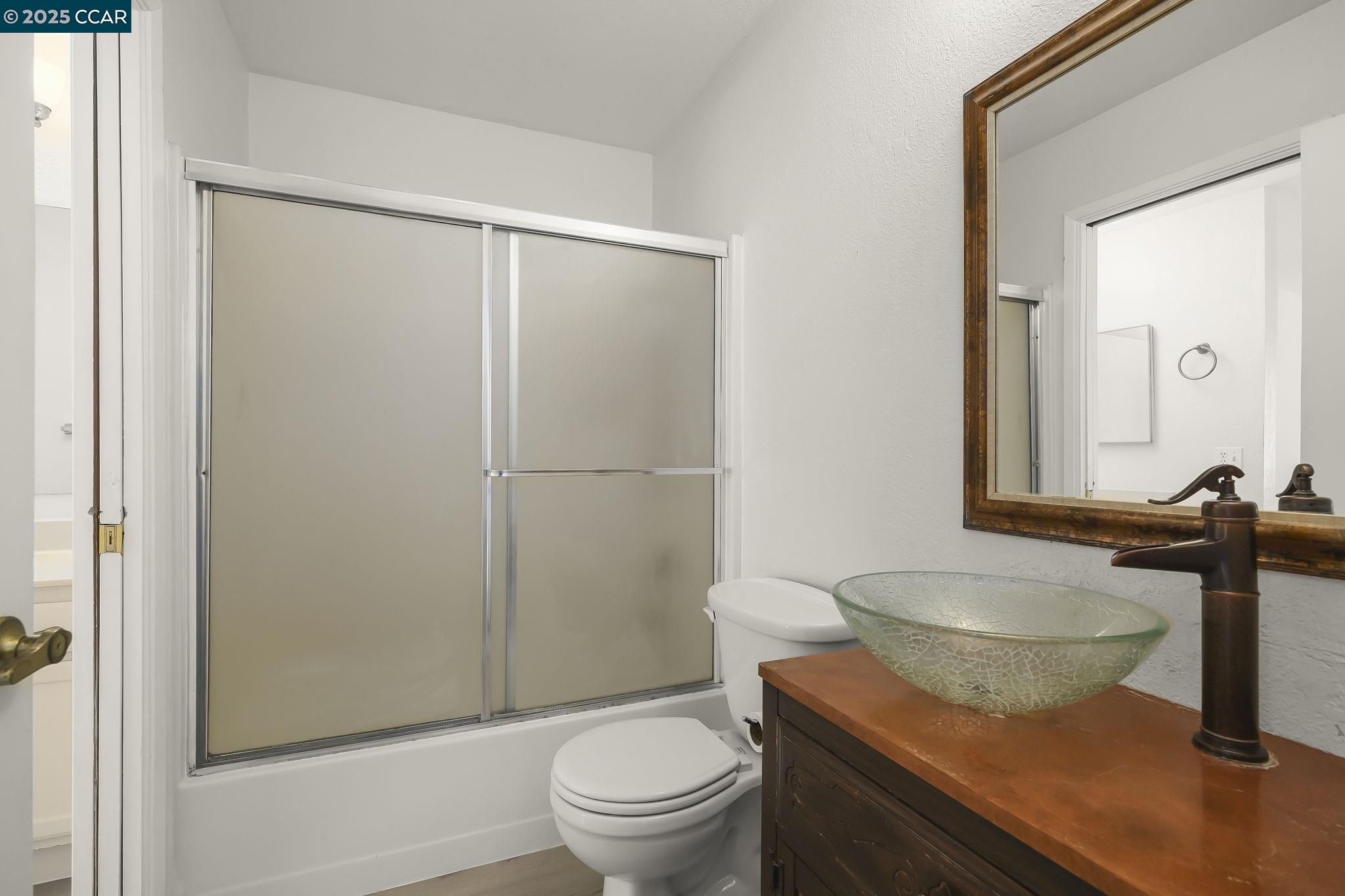 Photo #16: 41098828 Listing: Photo #16