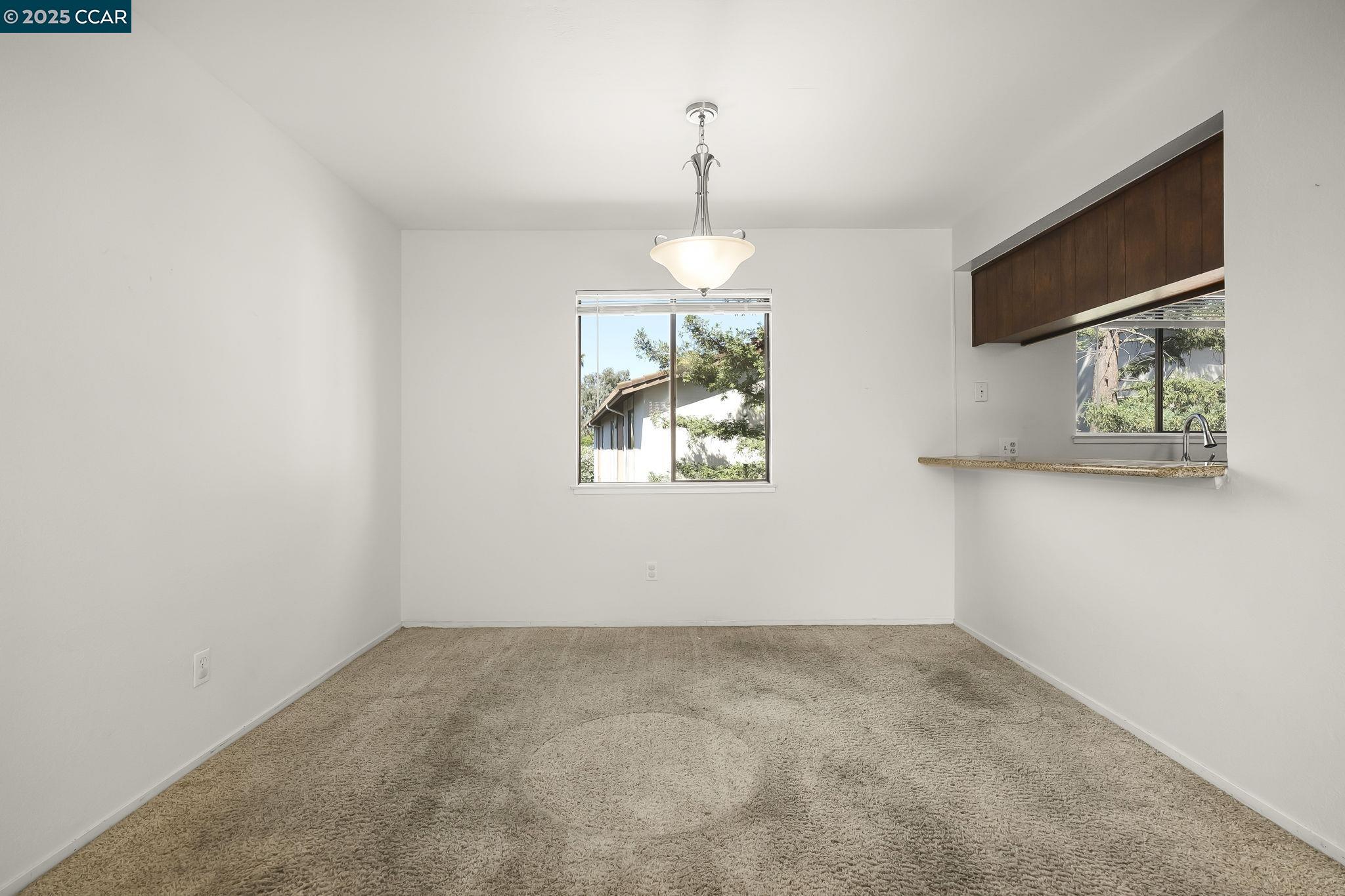 Photo #7: 41098828 Listing: Photo #7