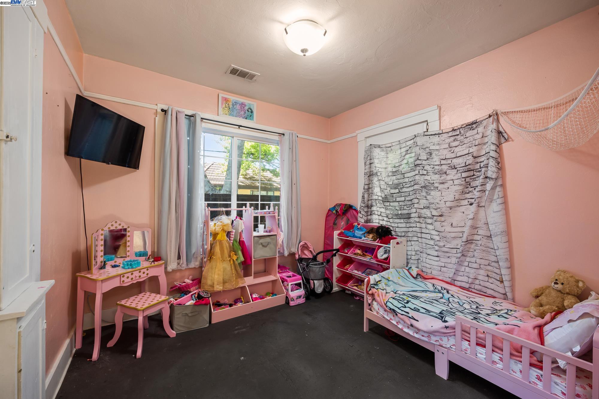 Detail Gallery Image 21 of 28 For 423 High St, Modesto,  CA 95354 - 3 Beds | 1 Baths