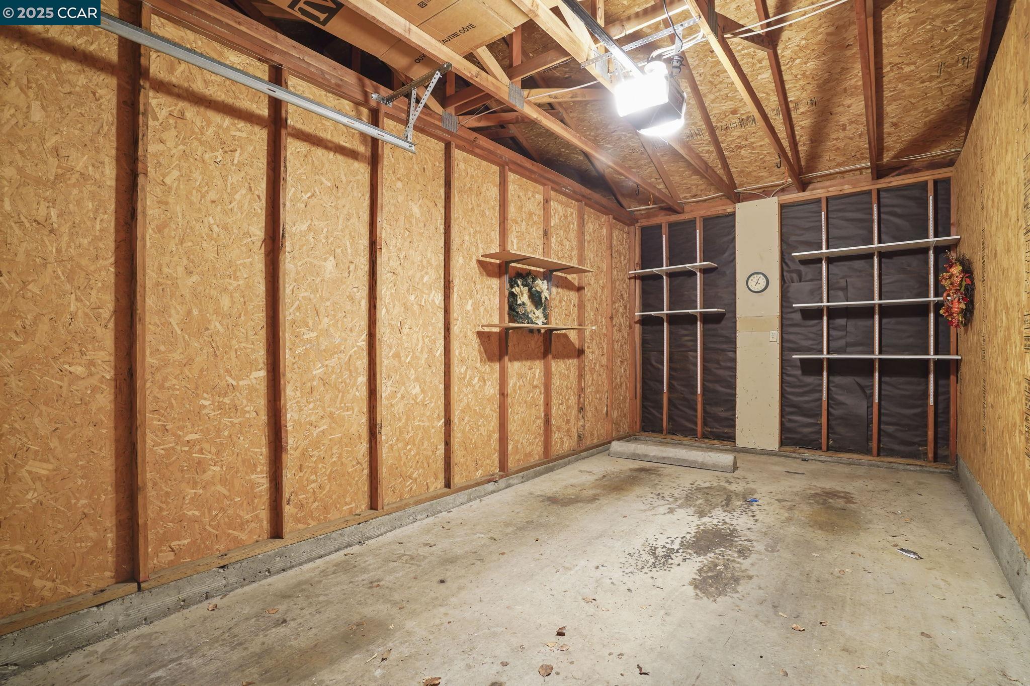Detail Gallery Image 21 of 27 For 5059 Hiller Ln, Martinez,  CA 94553 - 2 Beds | 2/1 Baths